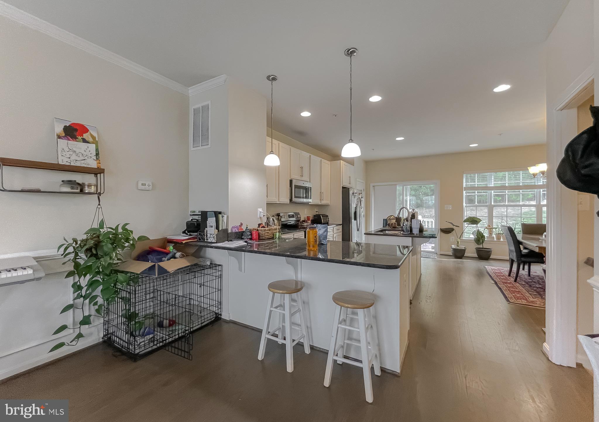 ELIZABETH HILLS PHASE 1 - Residential Lease