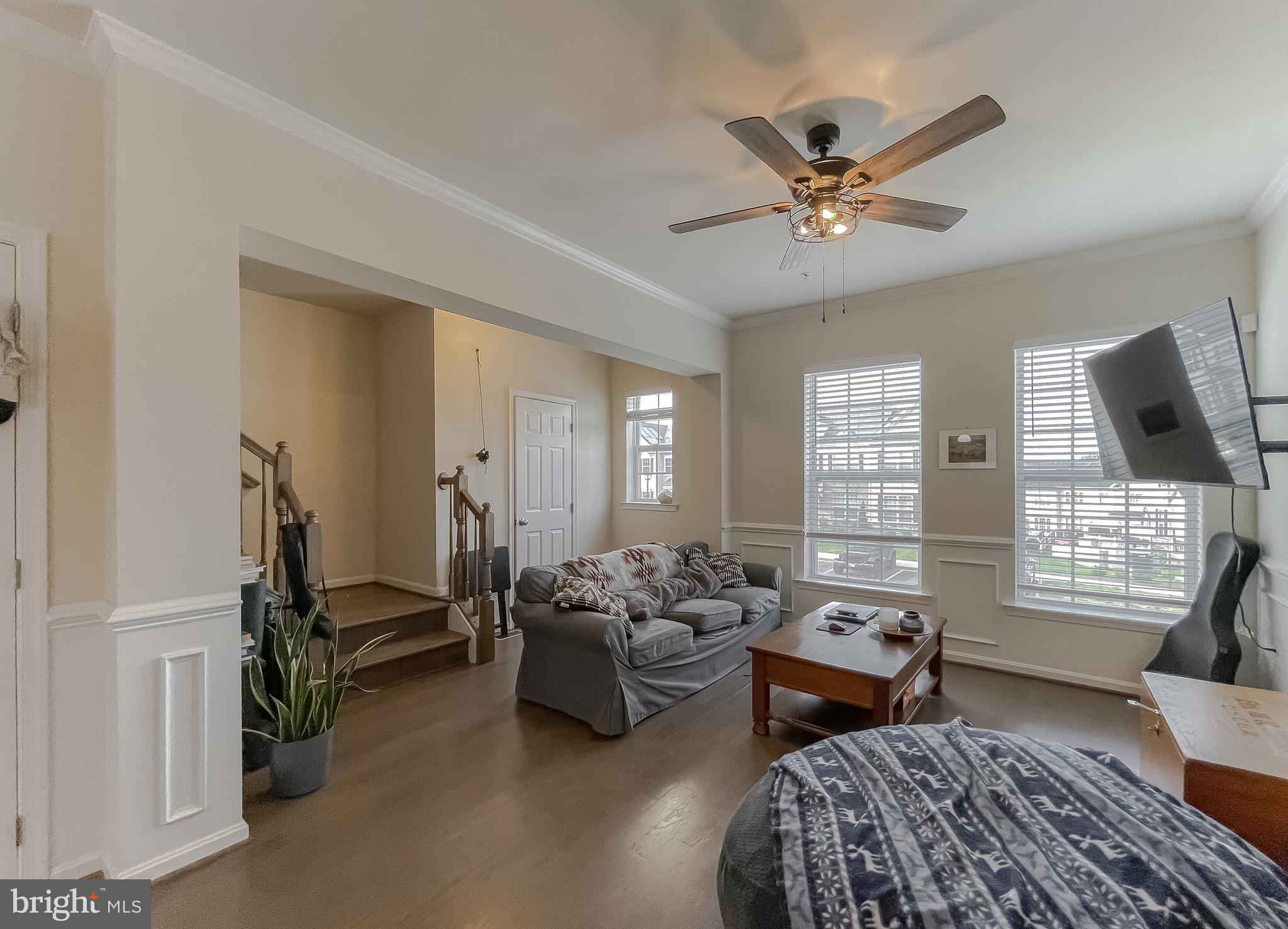 ELIZABETH HILLS PHASE 1 - Residential Lease