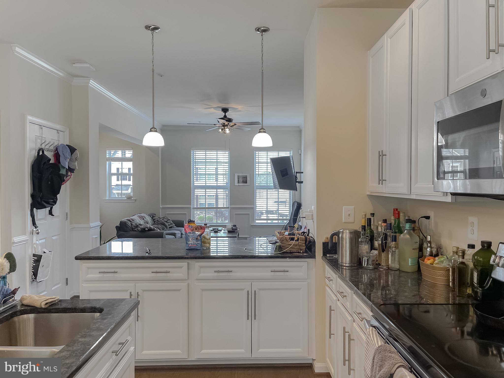 ELIZABETH HILLS PHASE 1 - Residential Lease