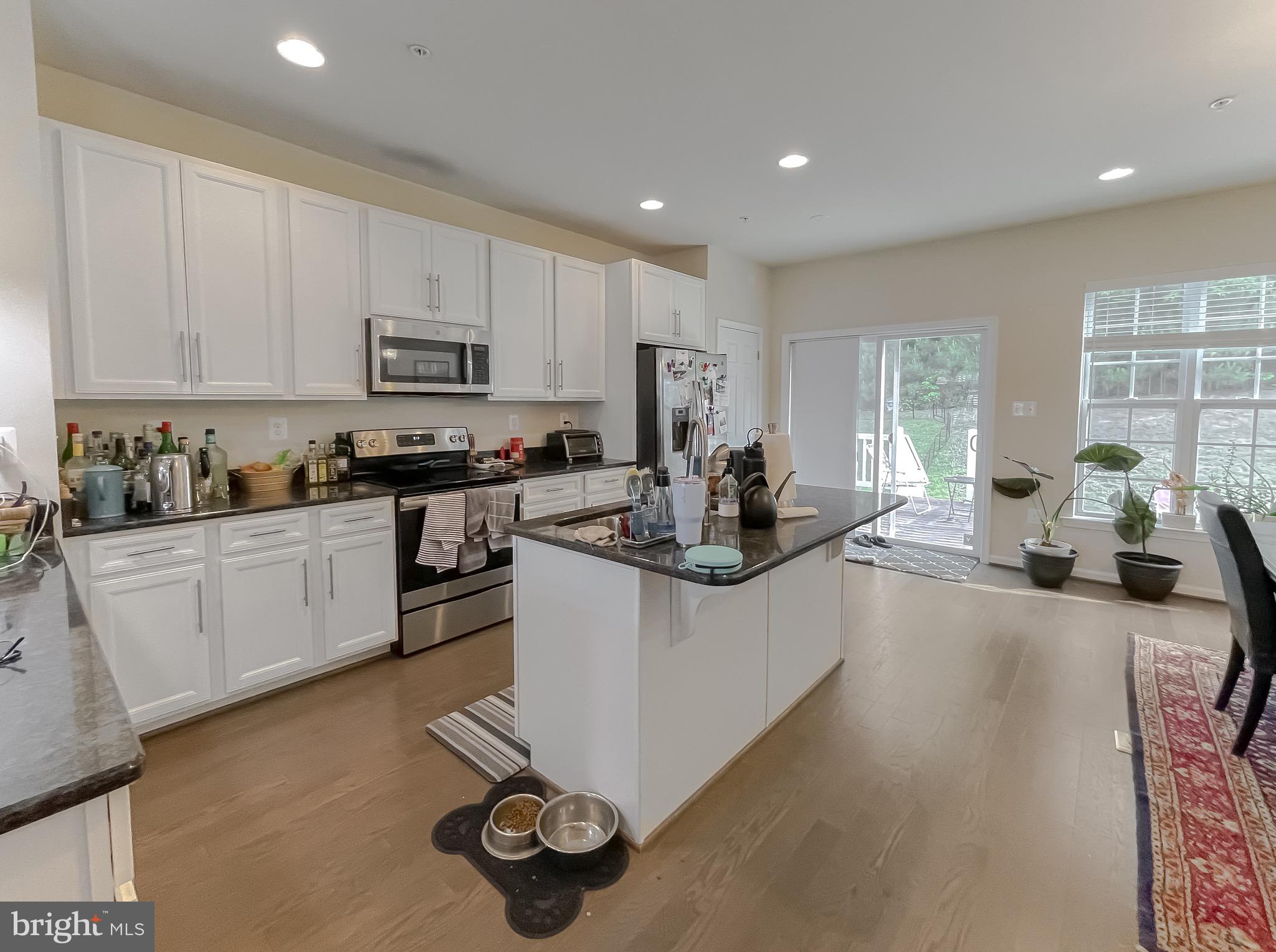 ELIZABETH HILLS PHASE 1 - Residential Lease