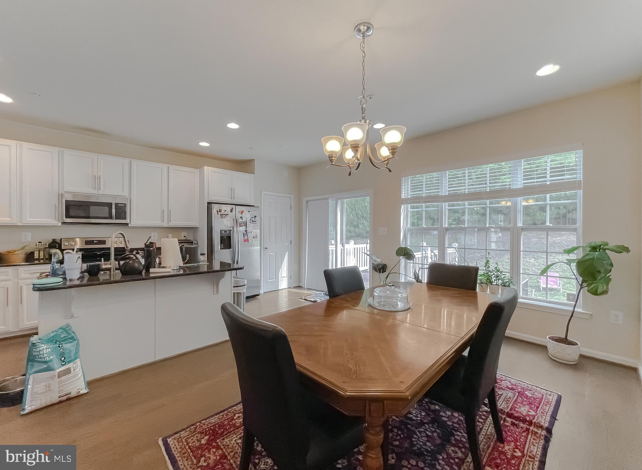 ELIZABETH HILLS PHASE 1 - Residential Lease