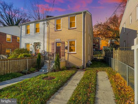 3407 25TH STREET SE WASHINGTON DC 20020