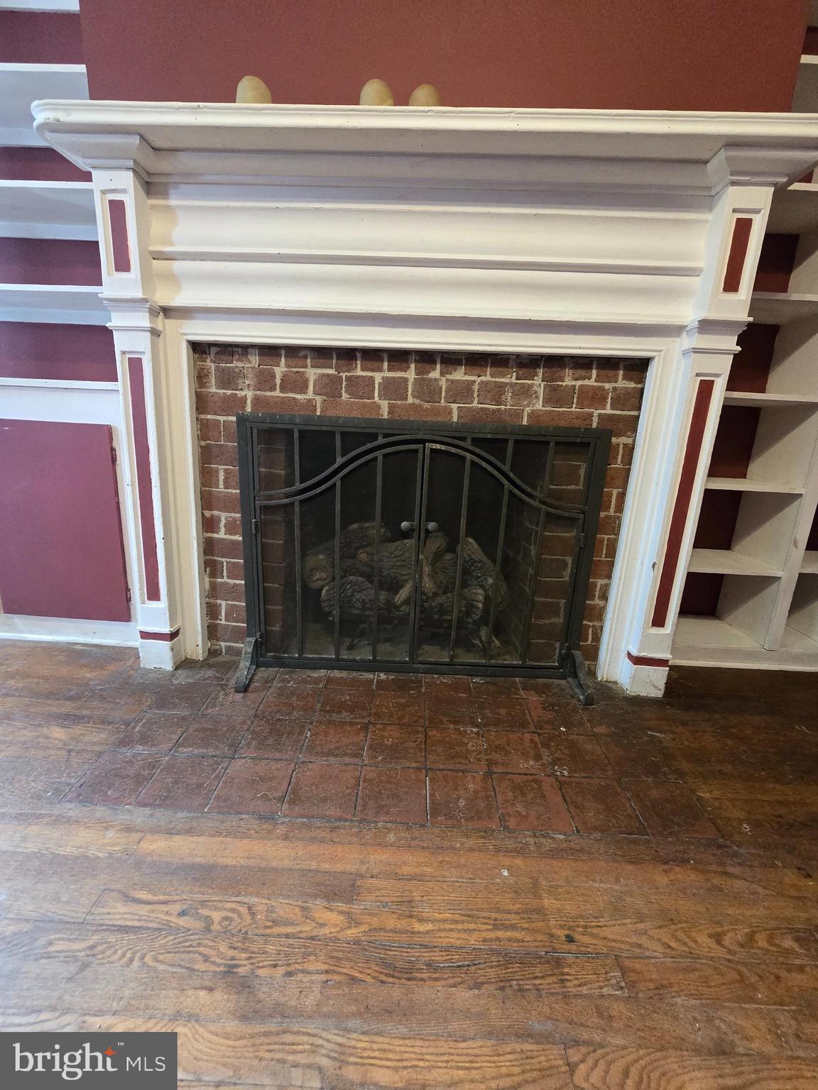 TOWN OF HEDGESVILLE - Residential