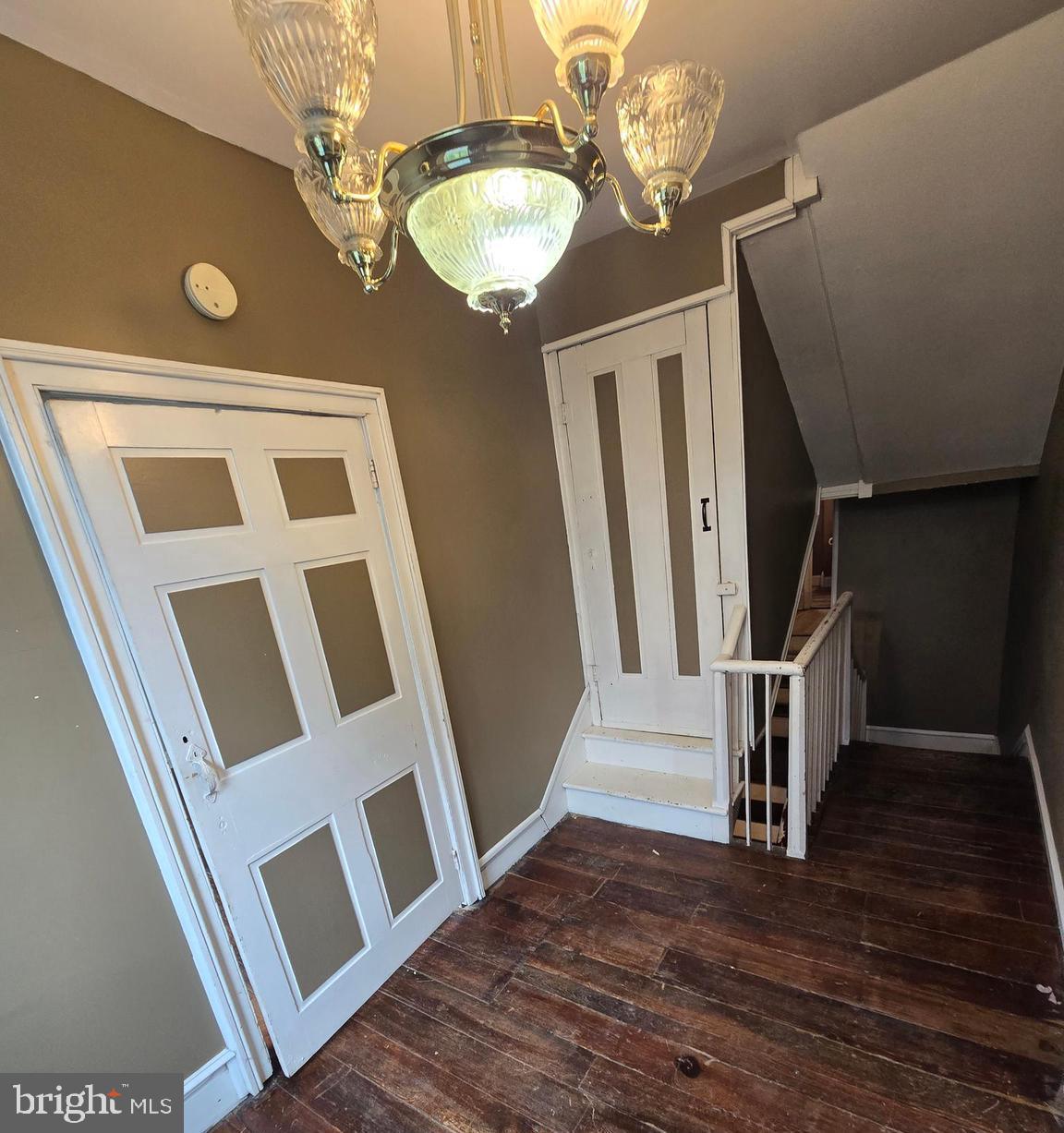 TOWN OF HEDGESVILLE - Residential