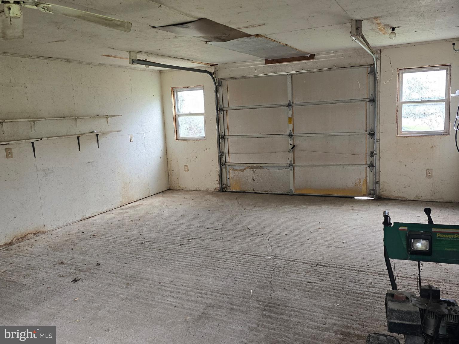 TOWN OF HEDGESVILLE - Residential