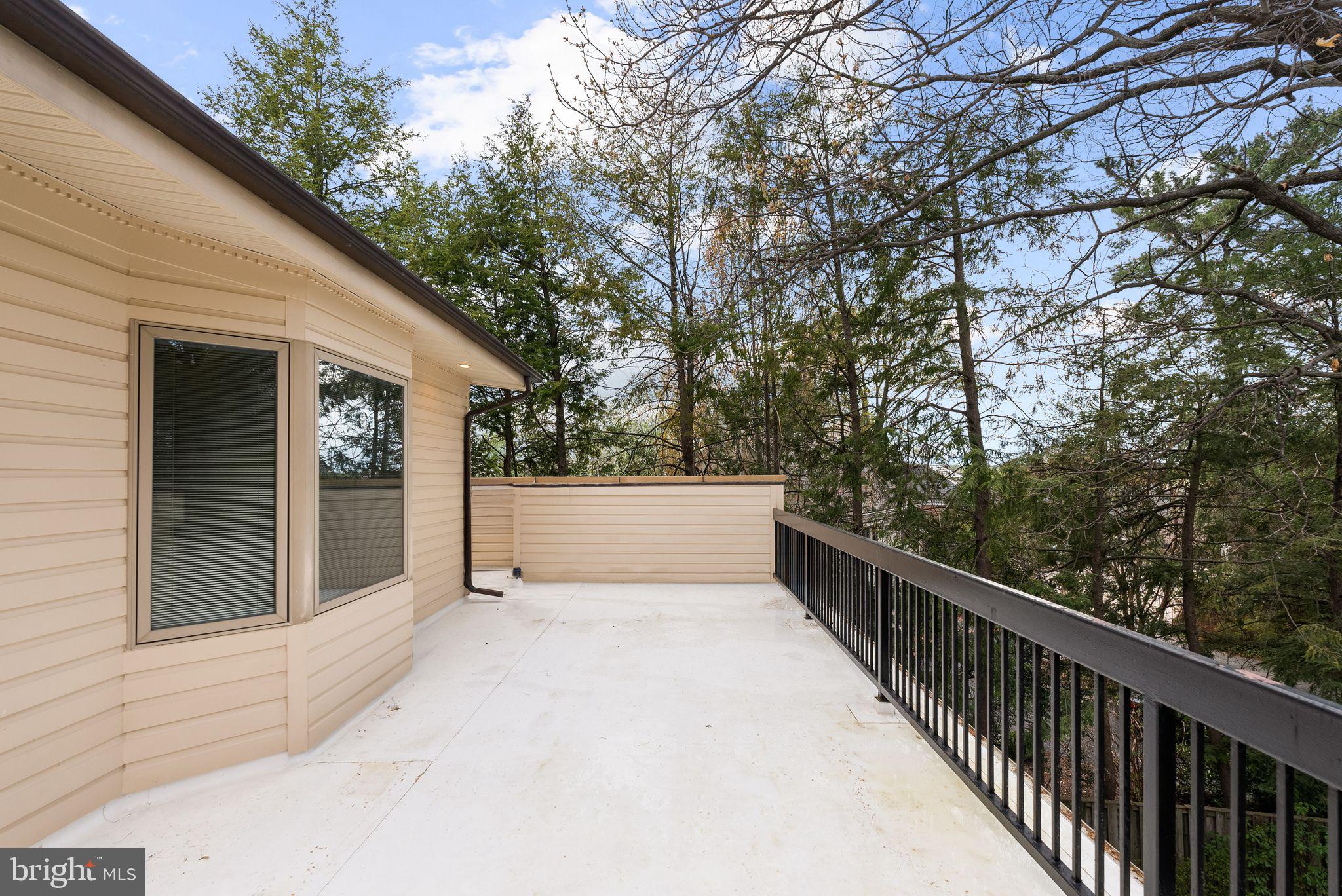 FOXHALL - Residential