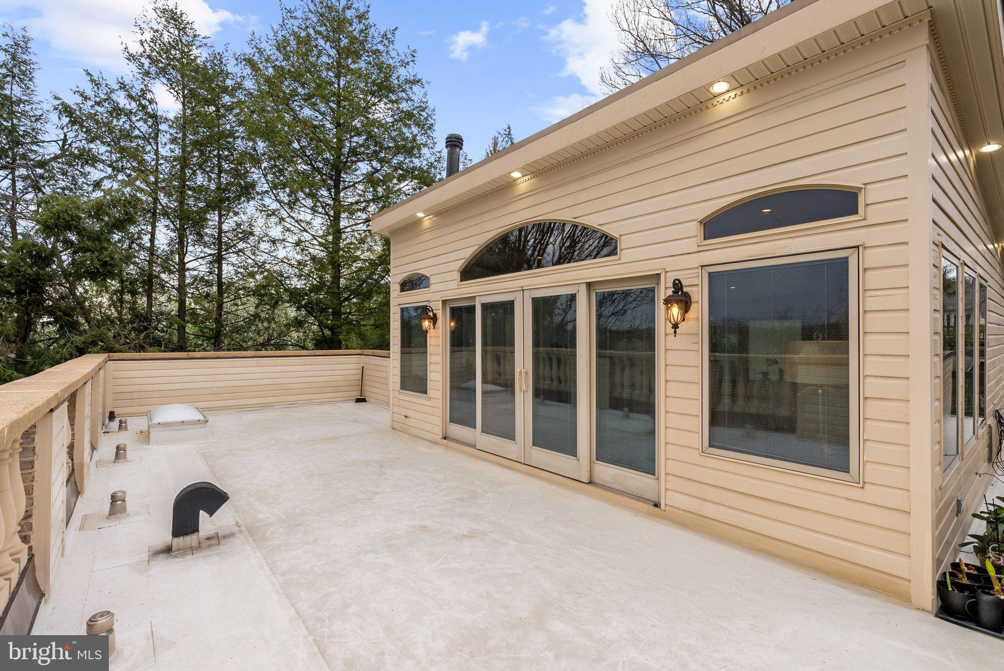 FOXHALL - Residential