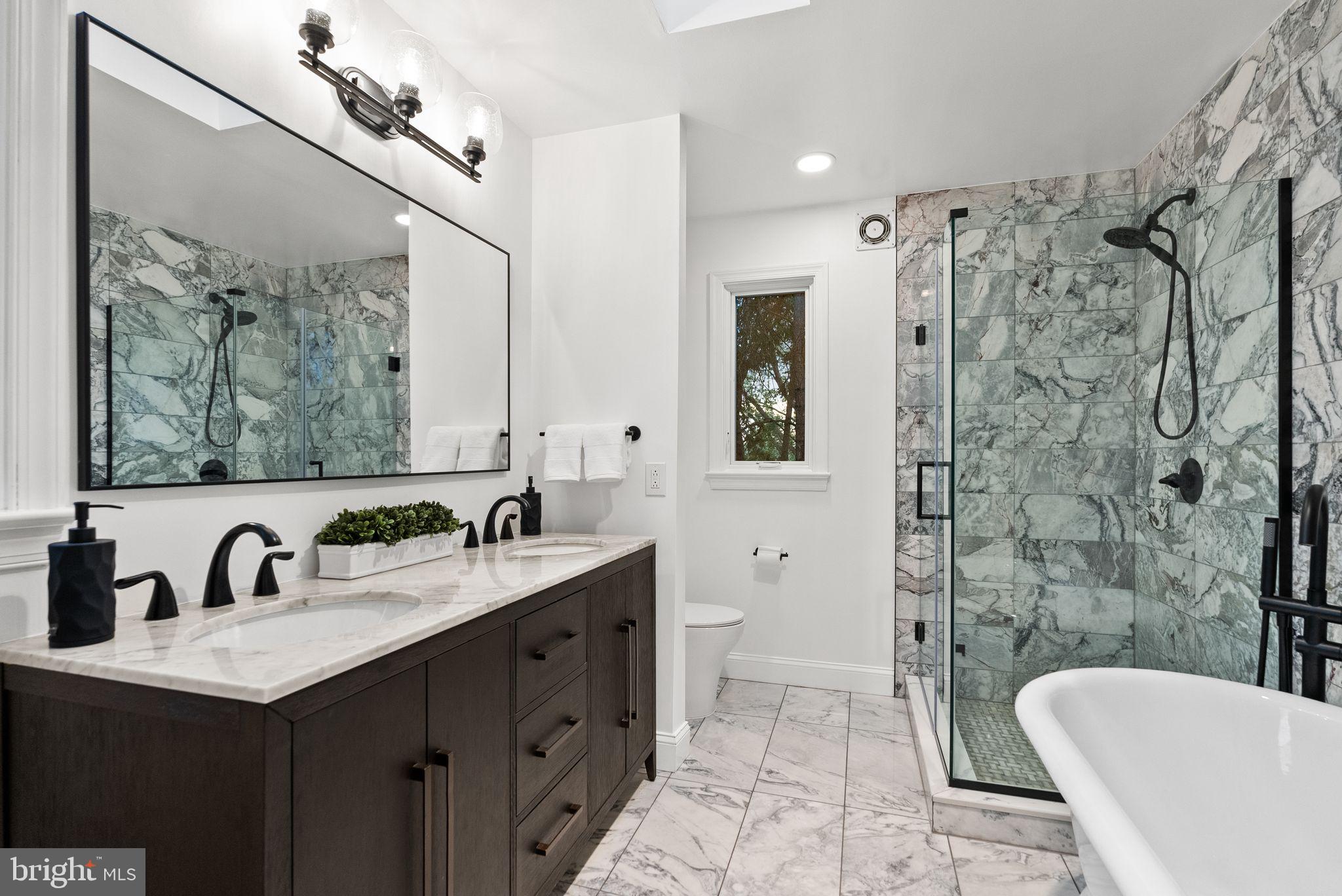 FOXHALL - Residential