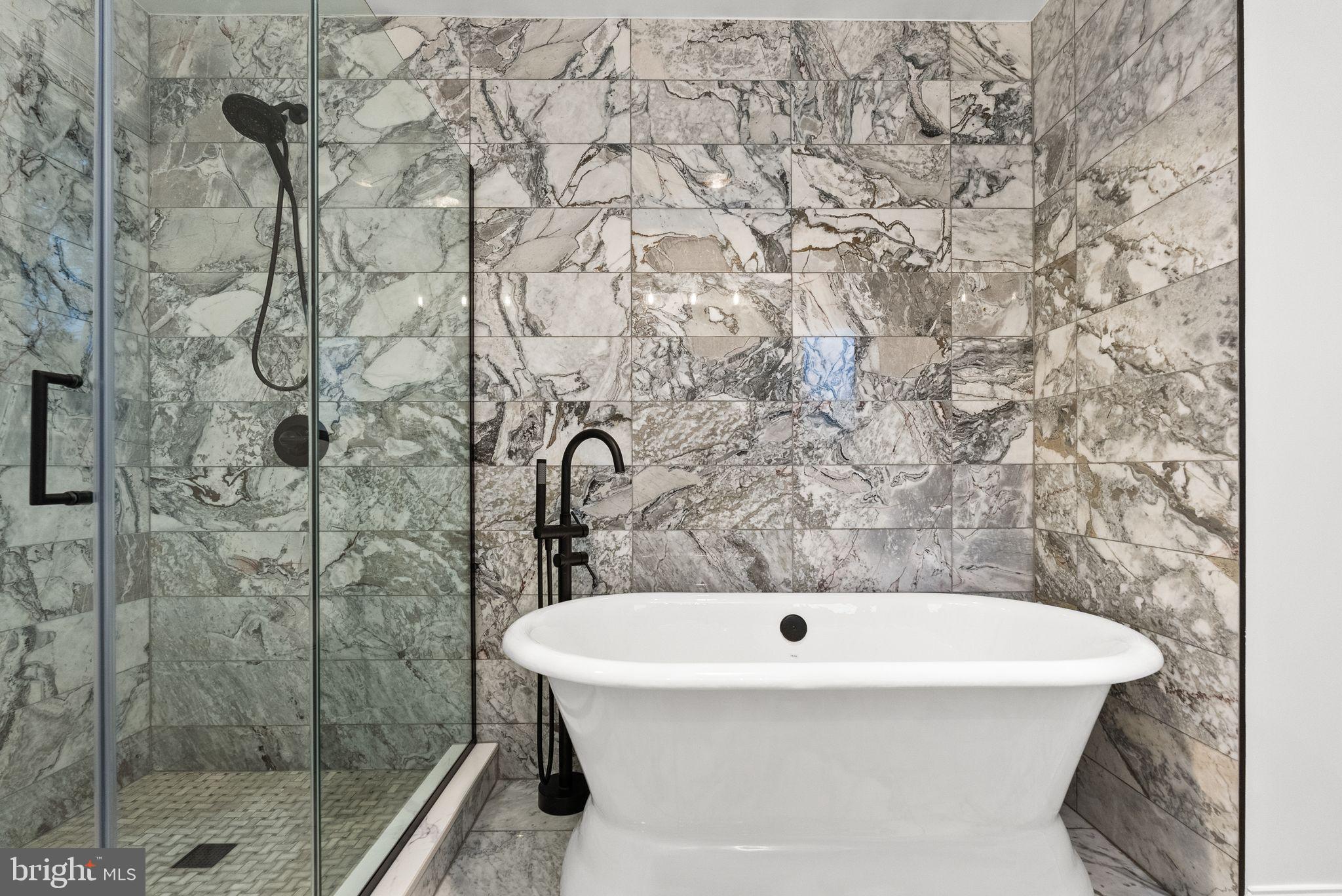 FOXHALL - Residential