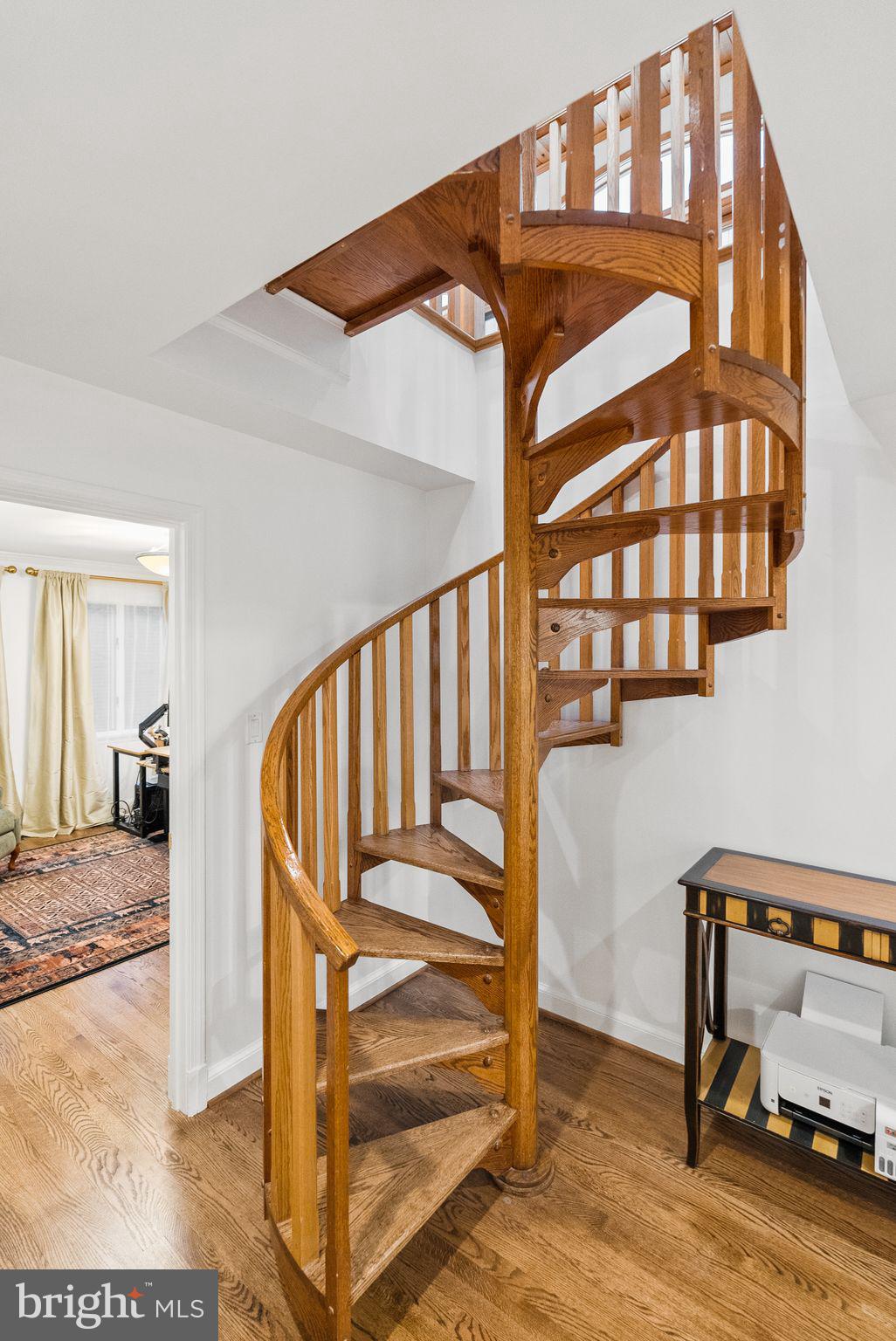 FOXHALL - Residential