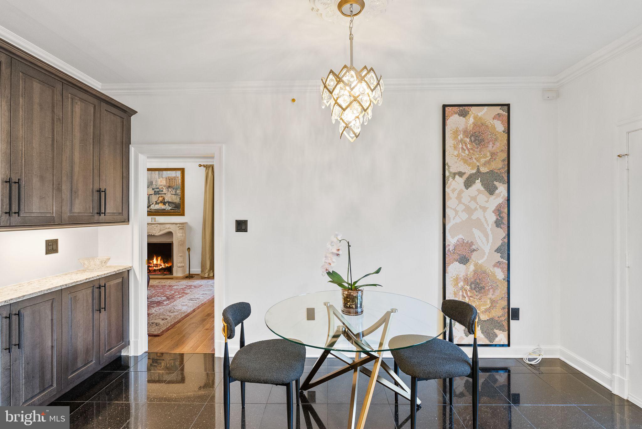 FOXHALL - Residential