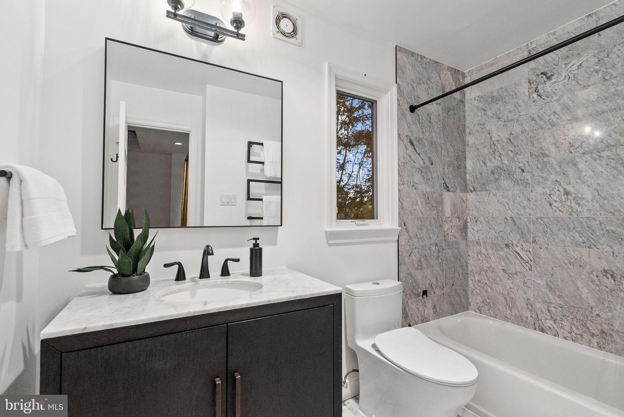 FOXHALL - Residential