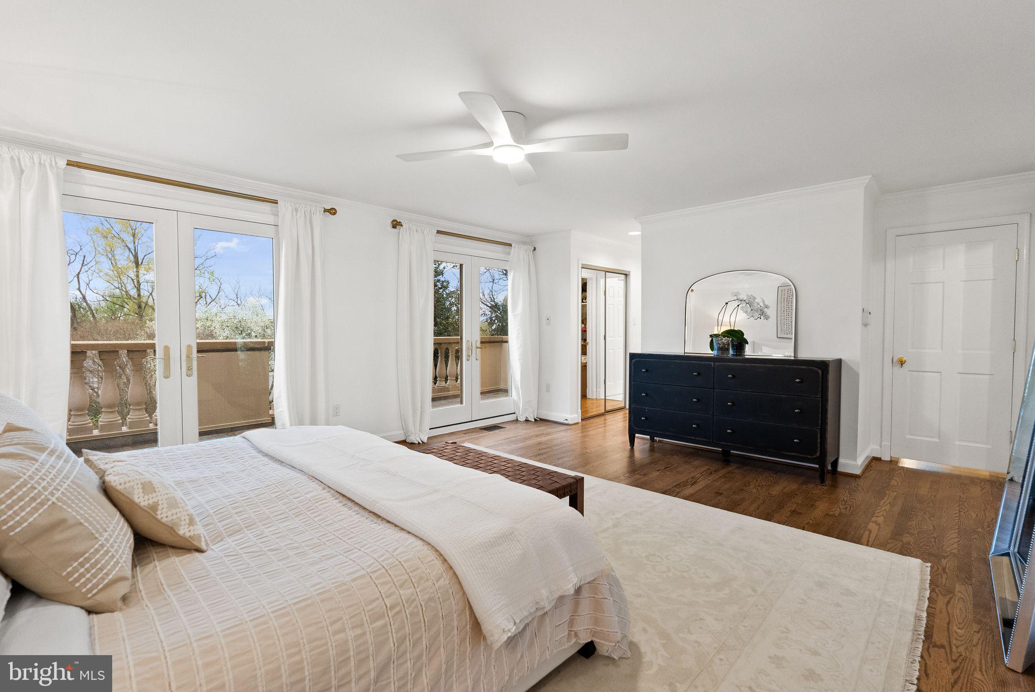 FOXHALL - Residential