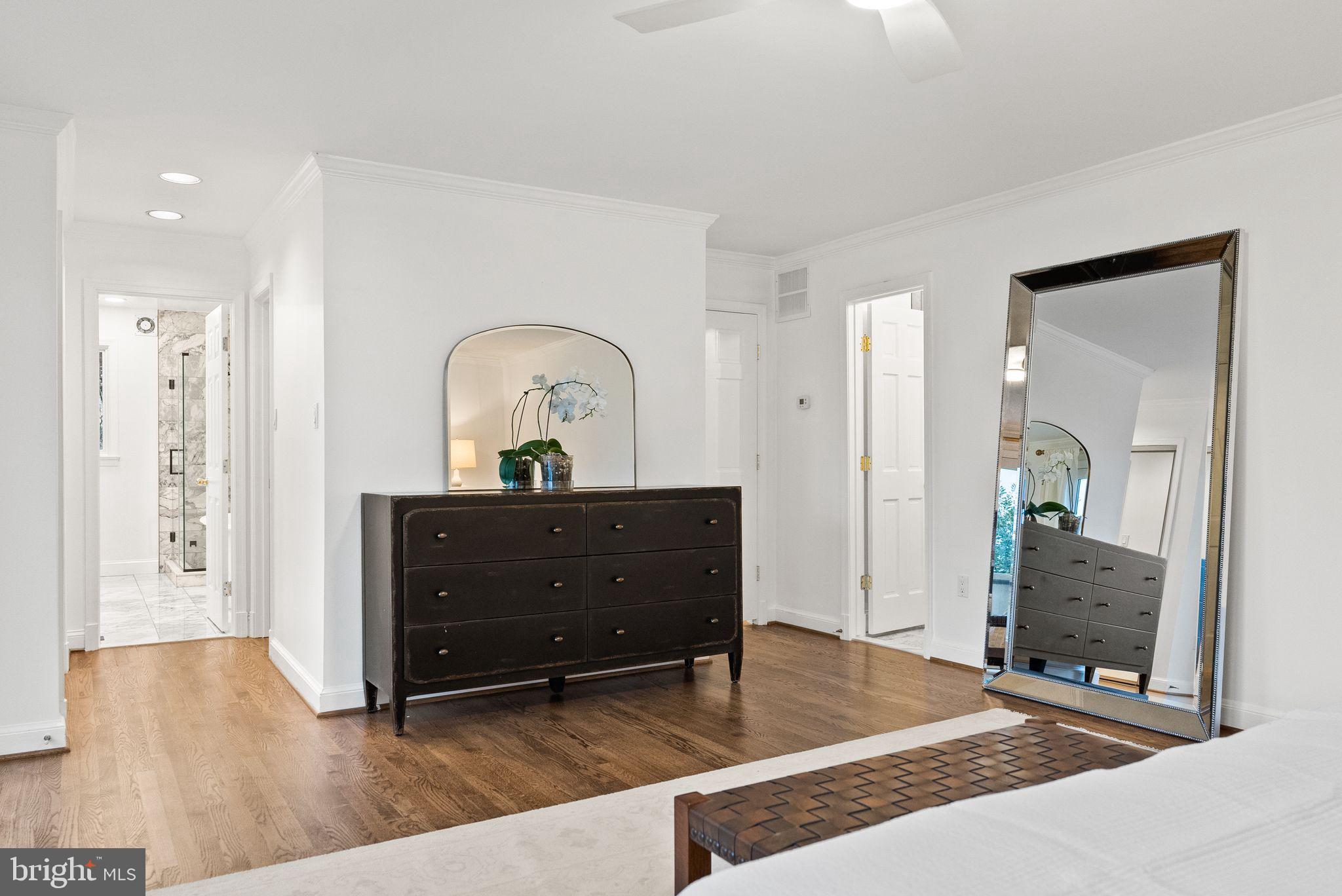 FOXHALL - Residential