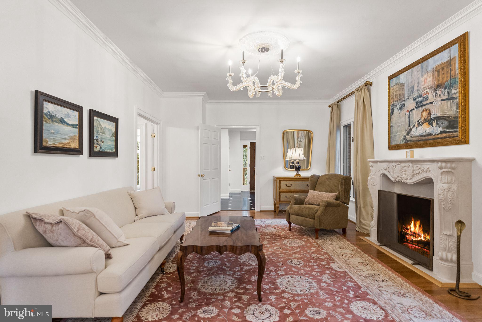 FOXHALL - Residential