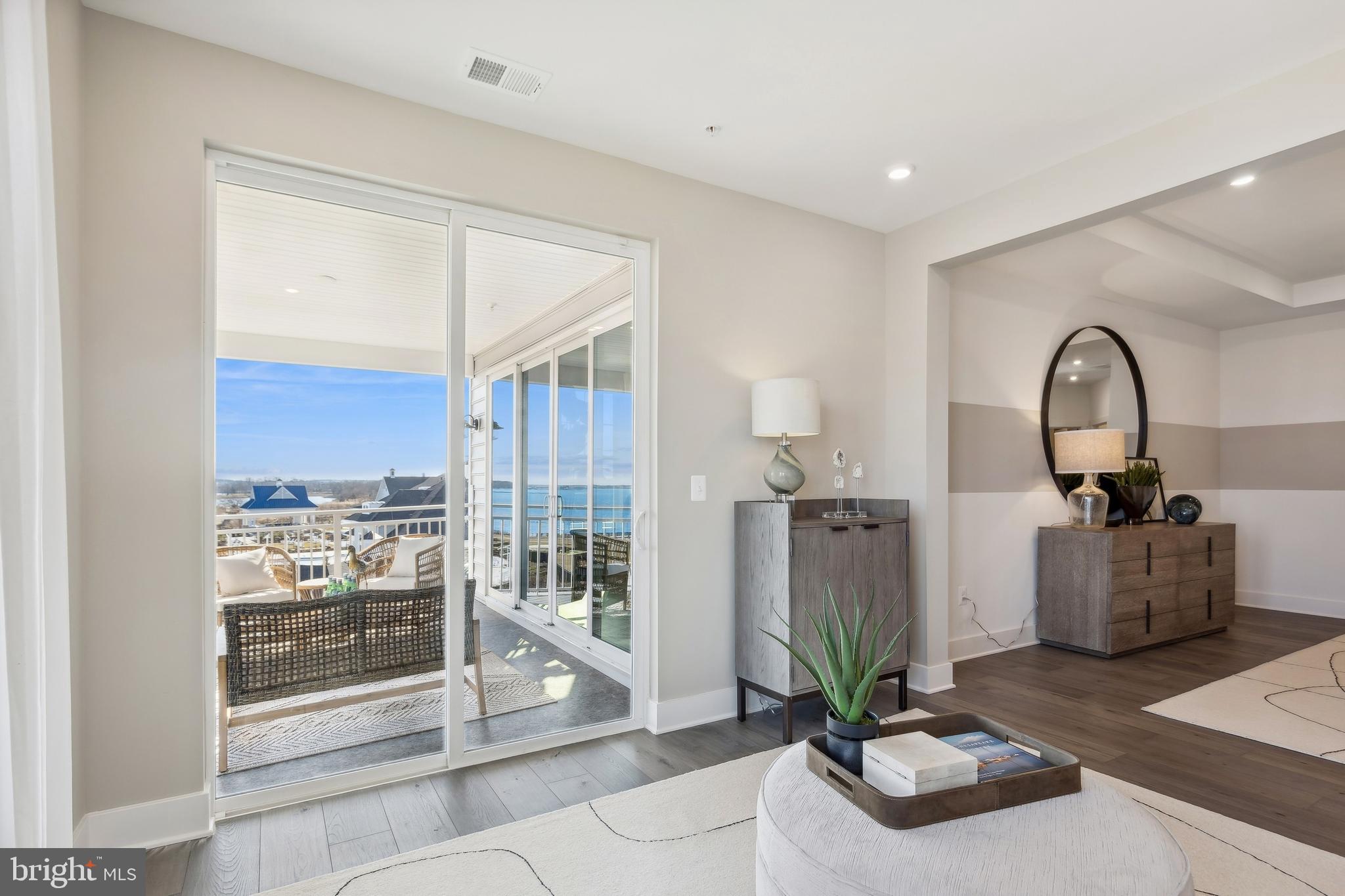 FOUR SEASONS AT KENT ISLAND - Residential