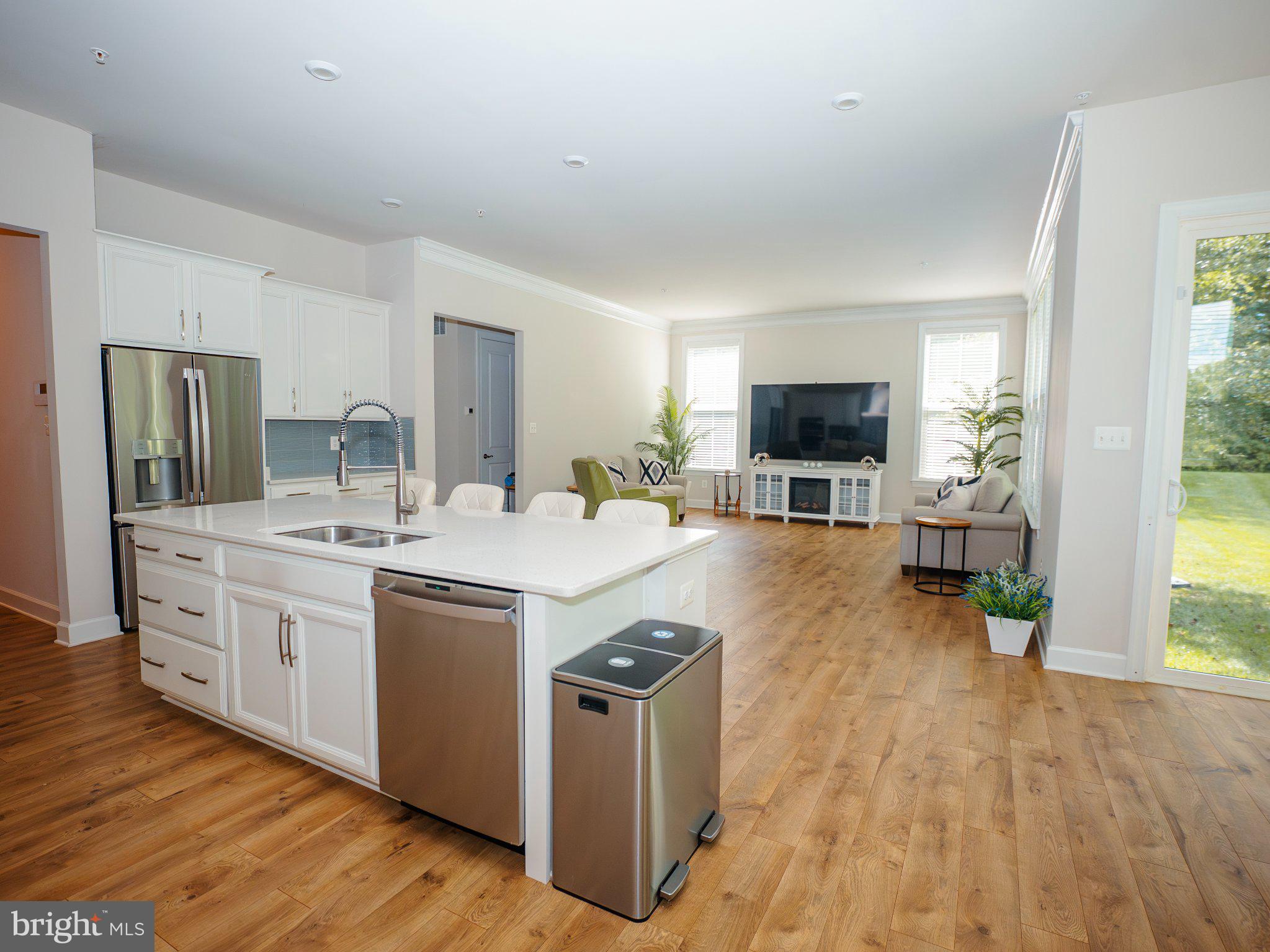 4811 KINGSFORD MANOR COURT