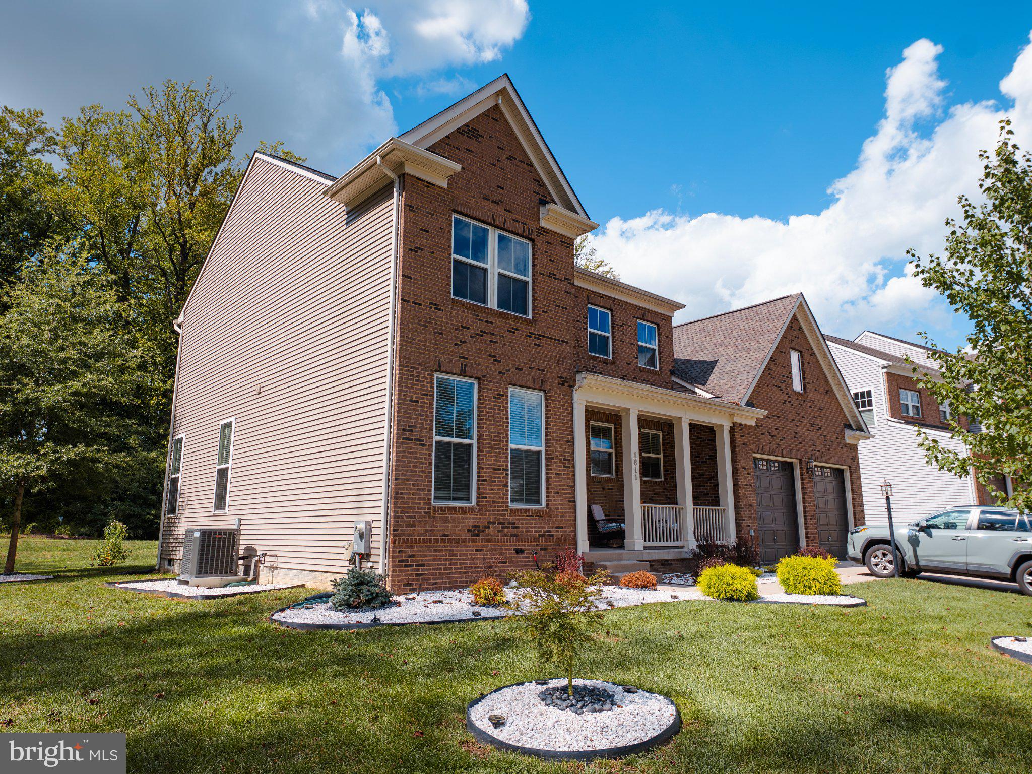 4811 KINGSFORD MANOR COURT