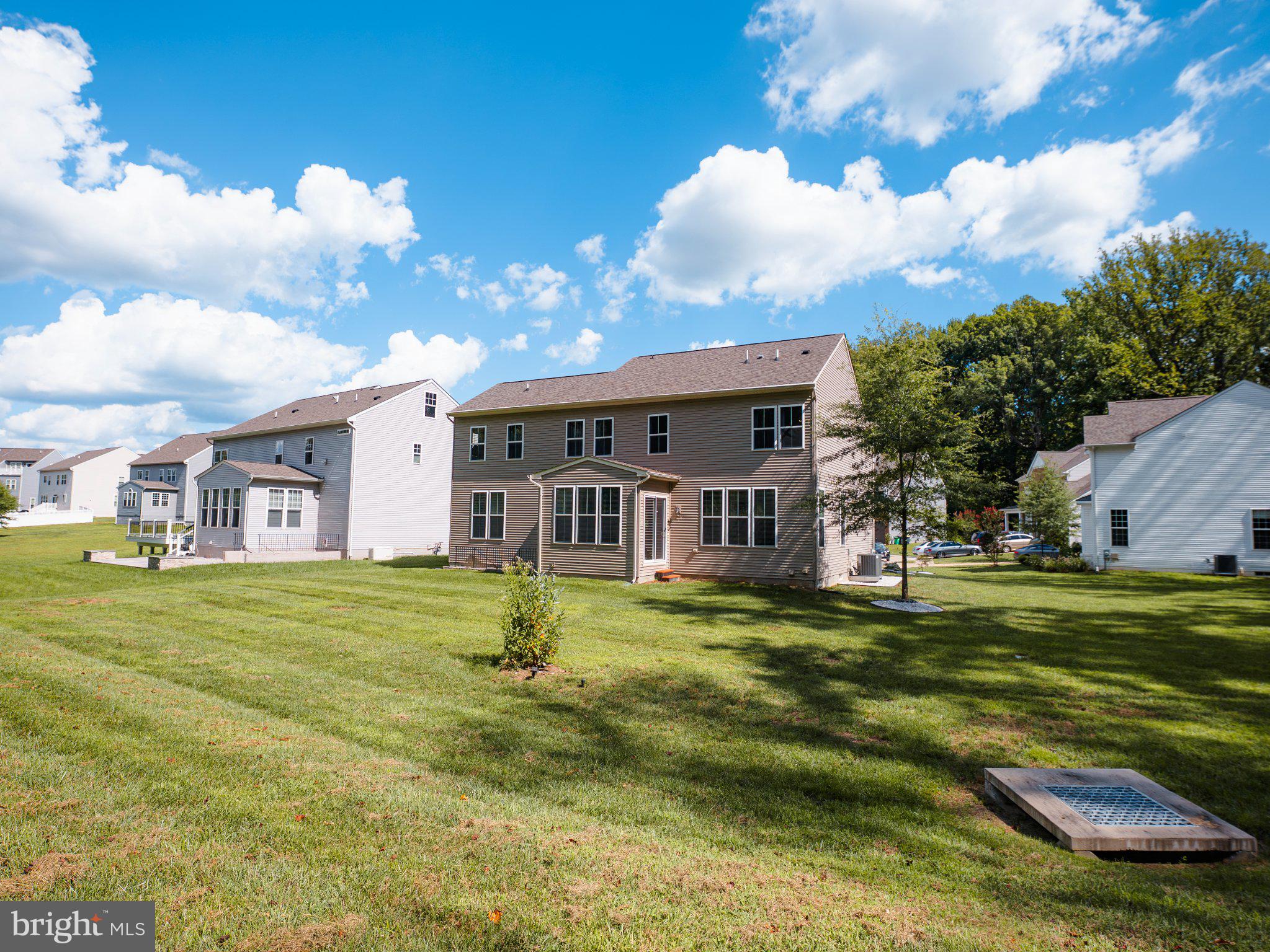 4811 KINGSFORD MANOR COURT