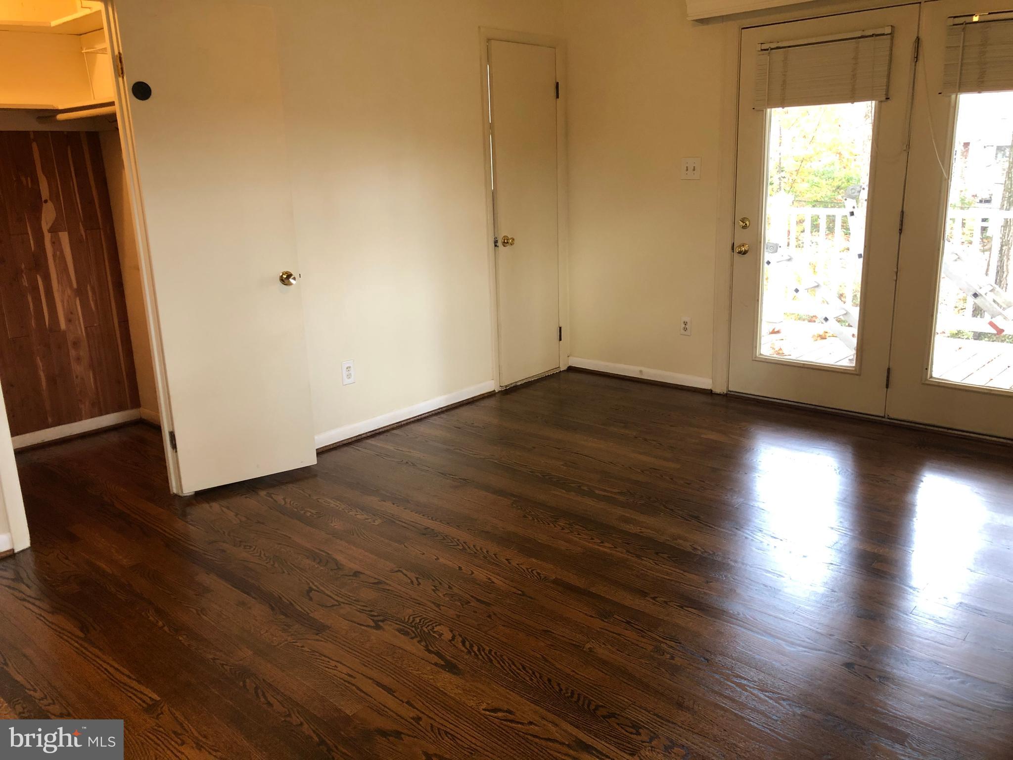 FAIRMONT ESTATES - Residential Lease