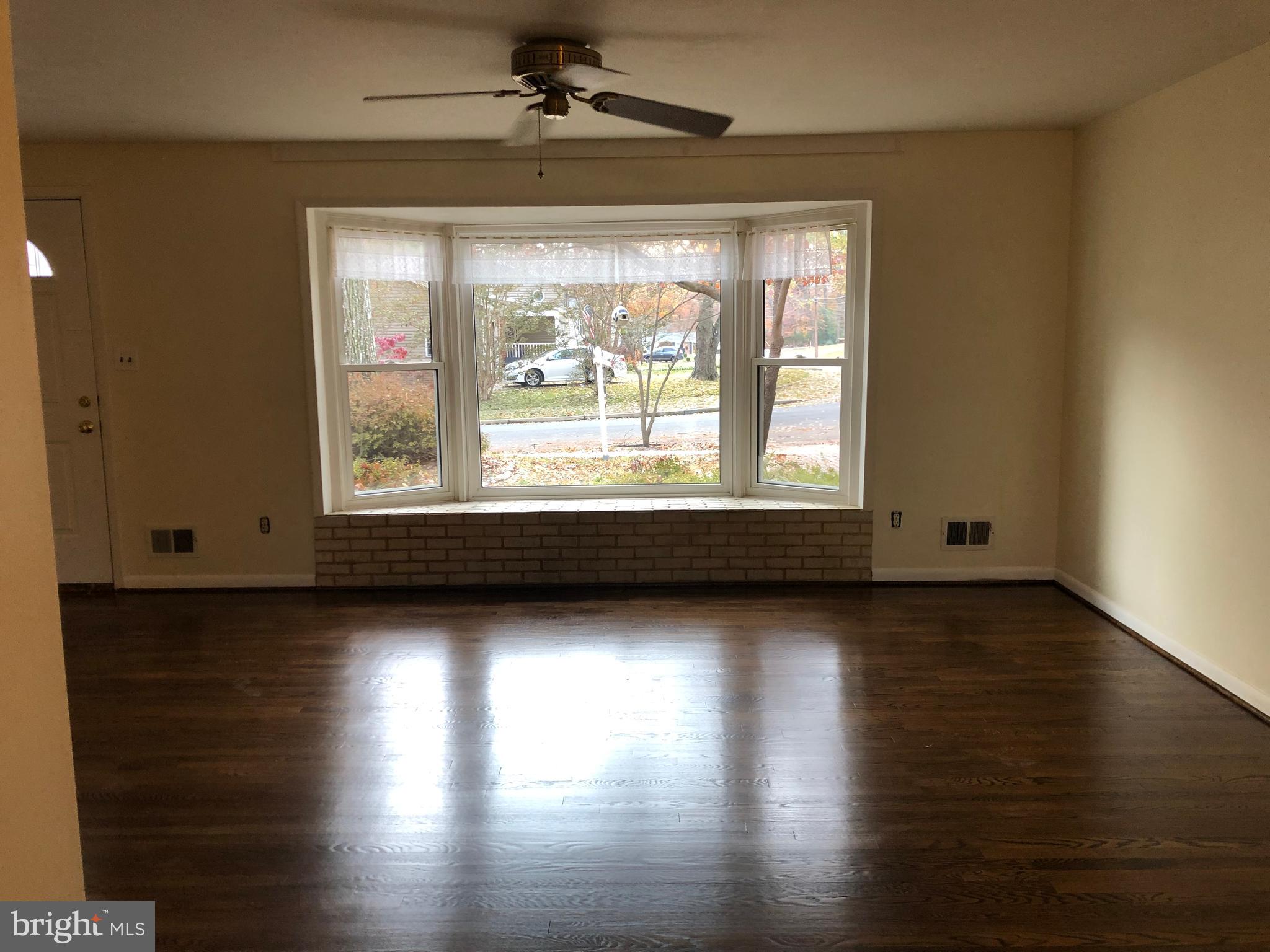 FAIRMONT ESTATES - Residential Lease