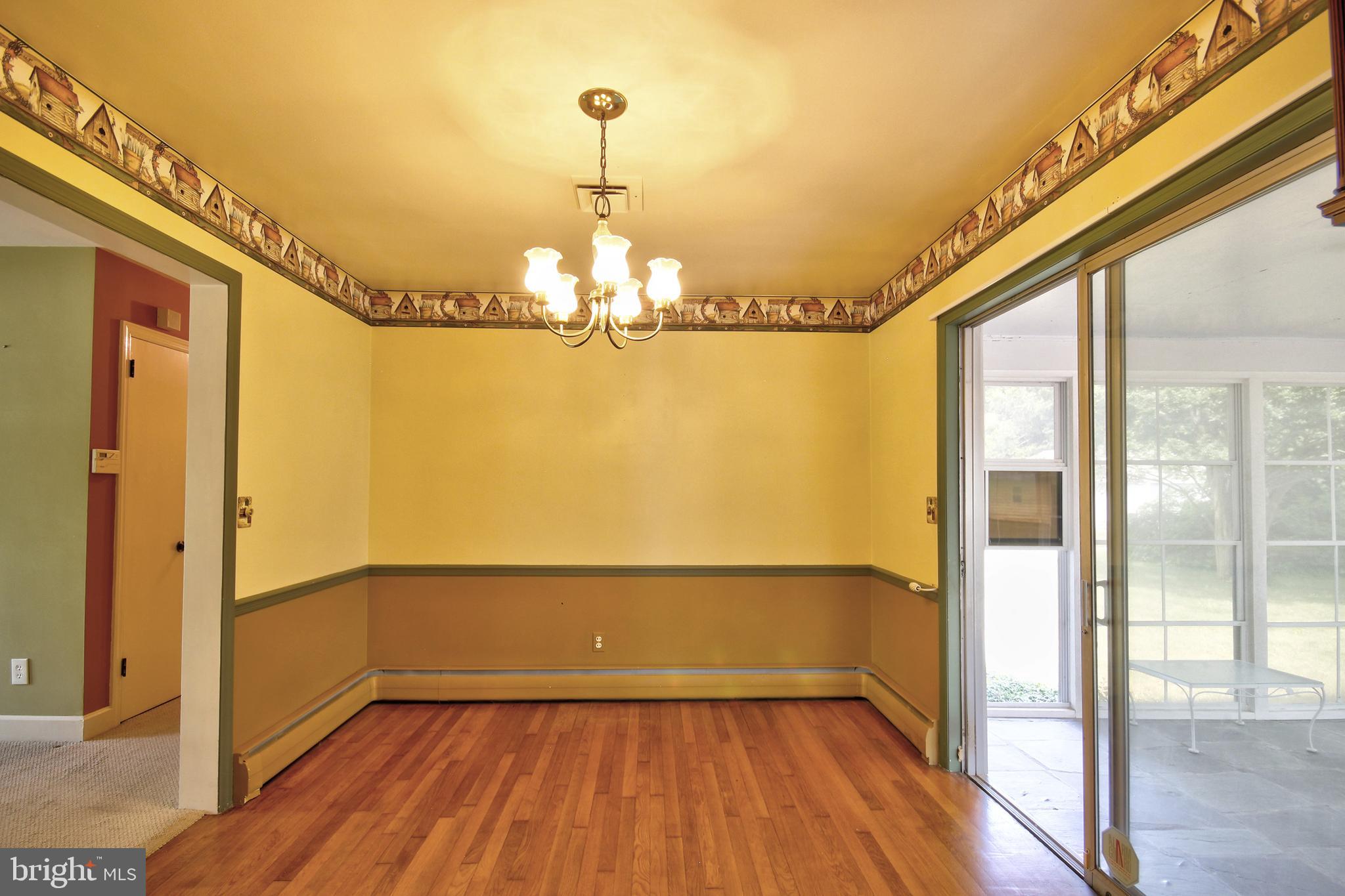 GLENDALE GARDENS - Residential