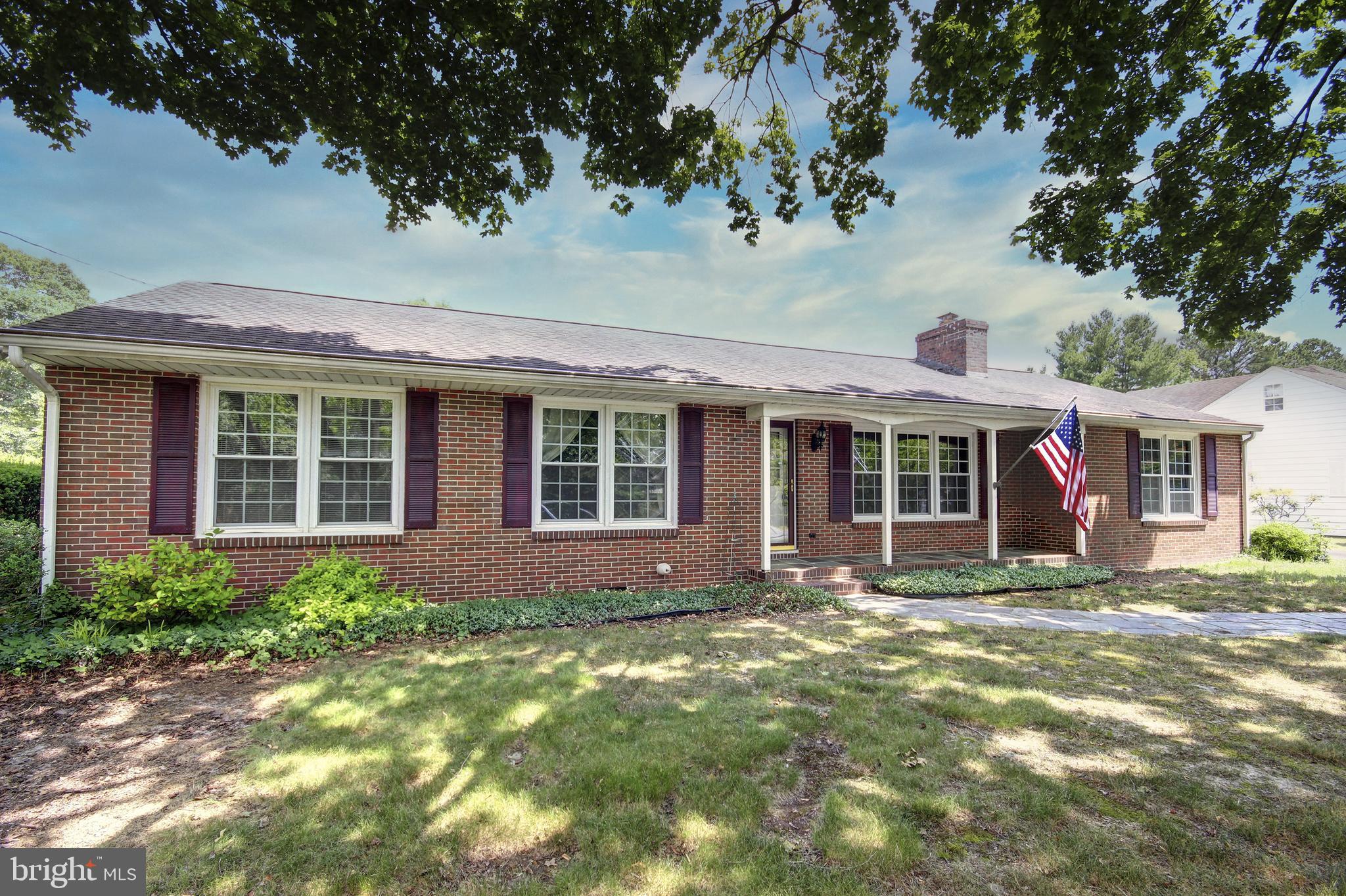 GLENDALE GARDENS - Residential