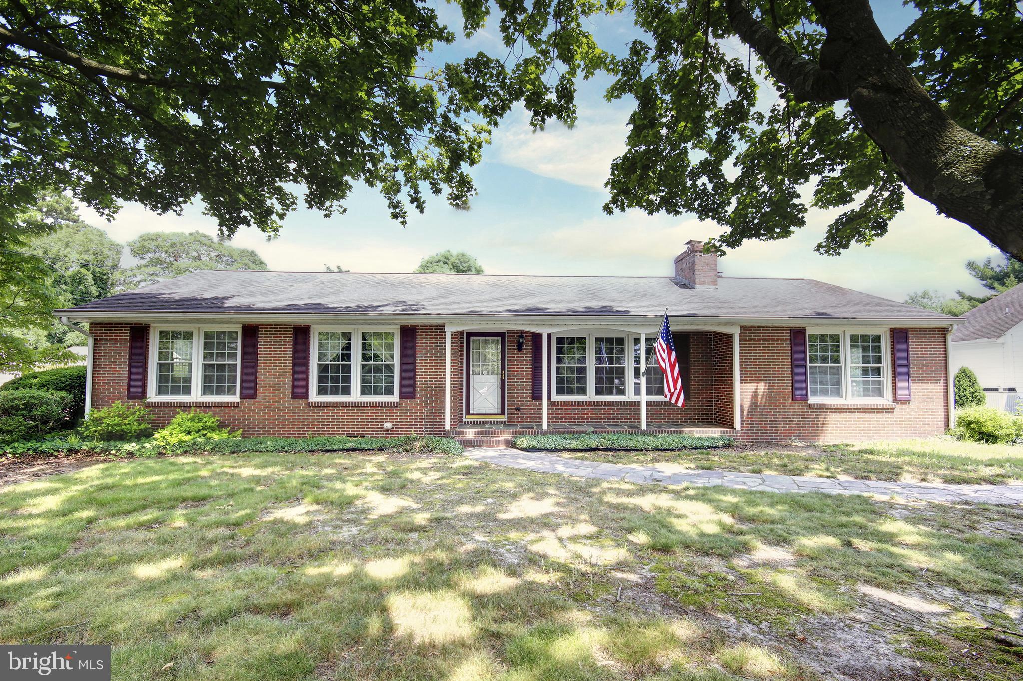 GLENDALE GARDENS - Residential
