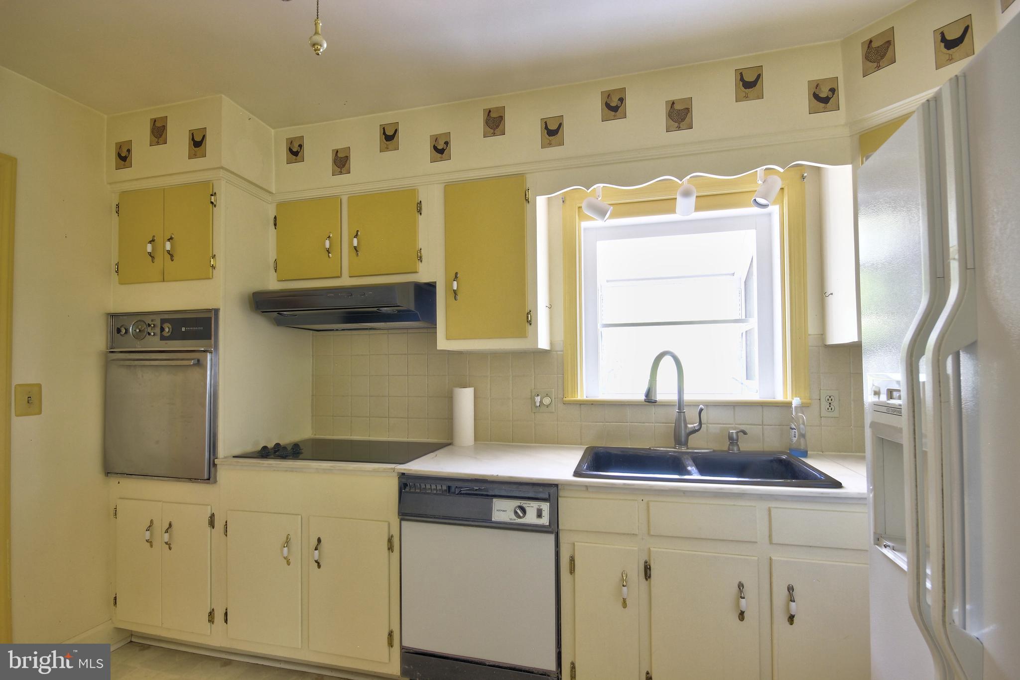 GLENDALE GARDENS - Residential