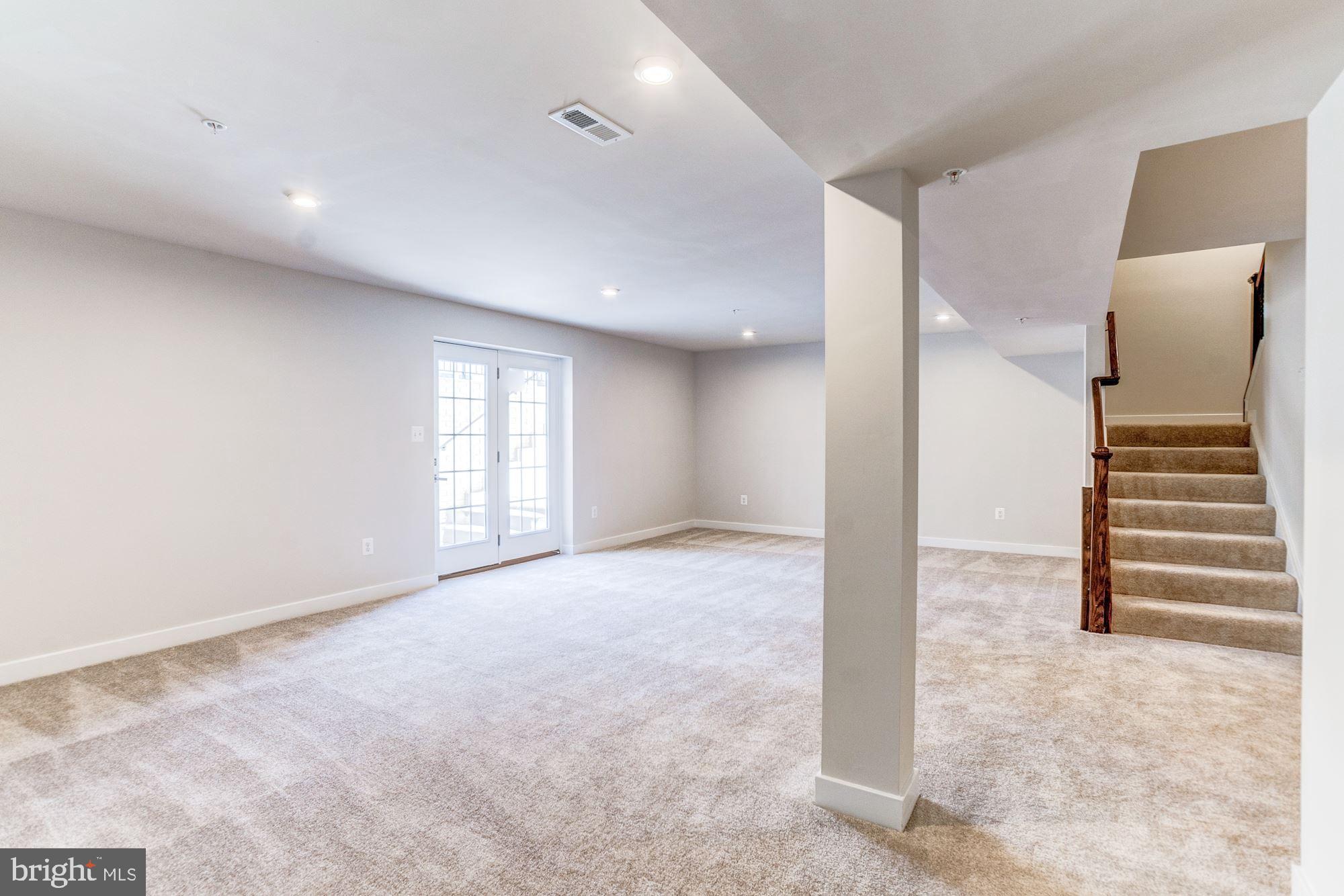 BRENTWOOD - Residential