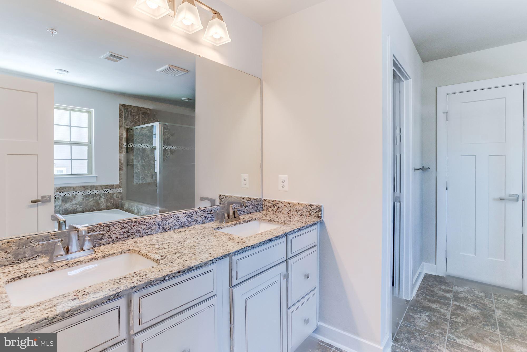 BRENTWOOD - Residential