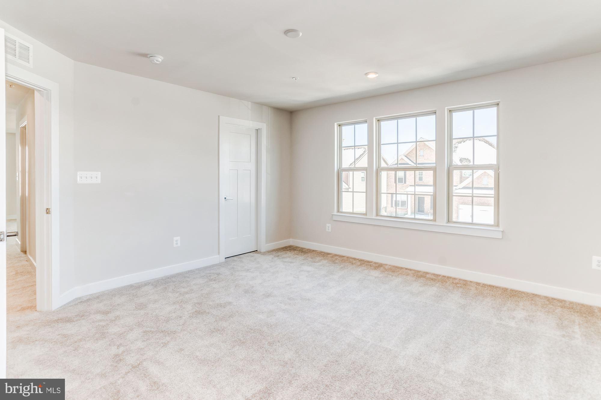 BRENTWOOD - Residential