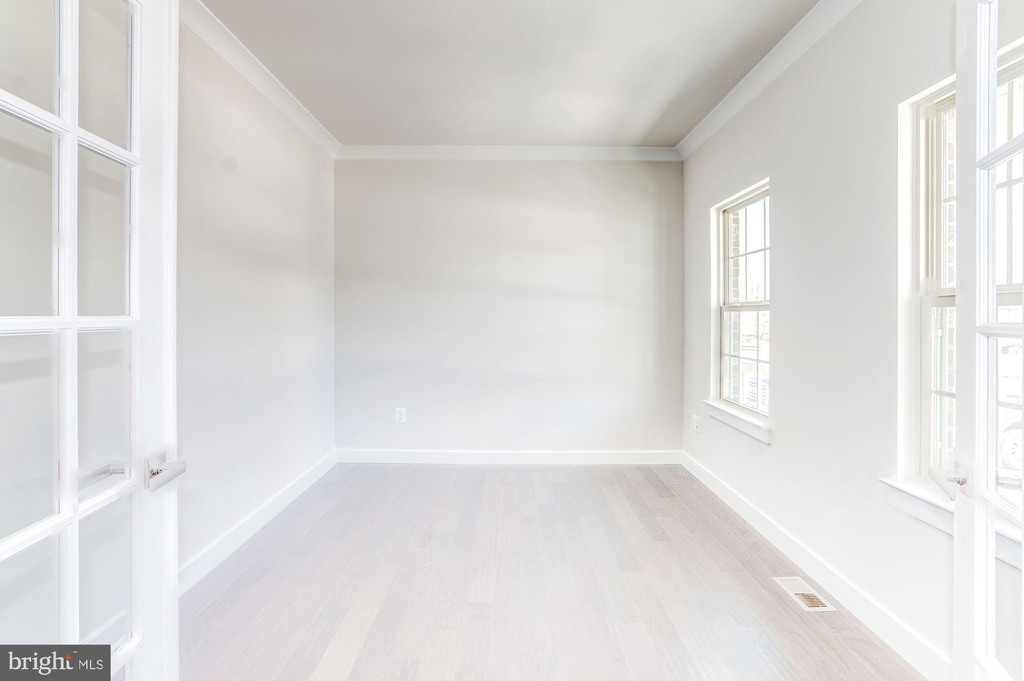 BRENTWOOD - Residential