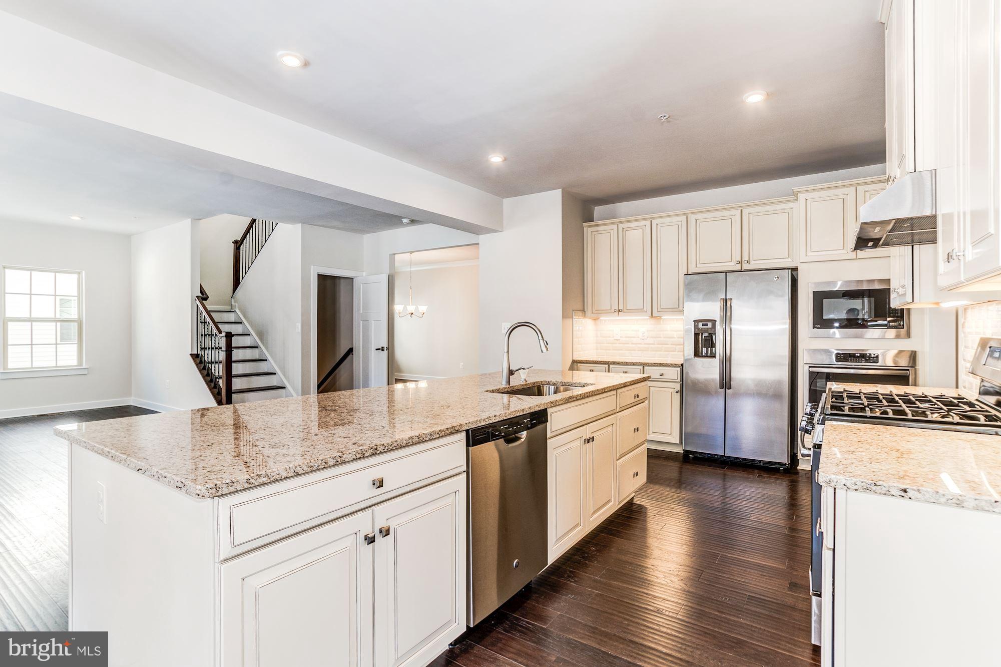 BRENTWOOD - Residential