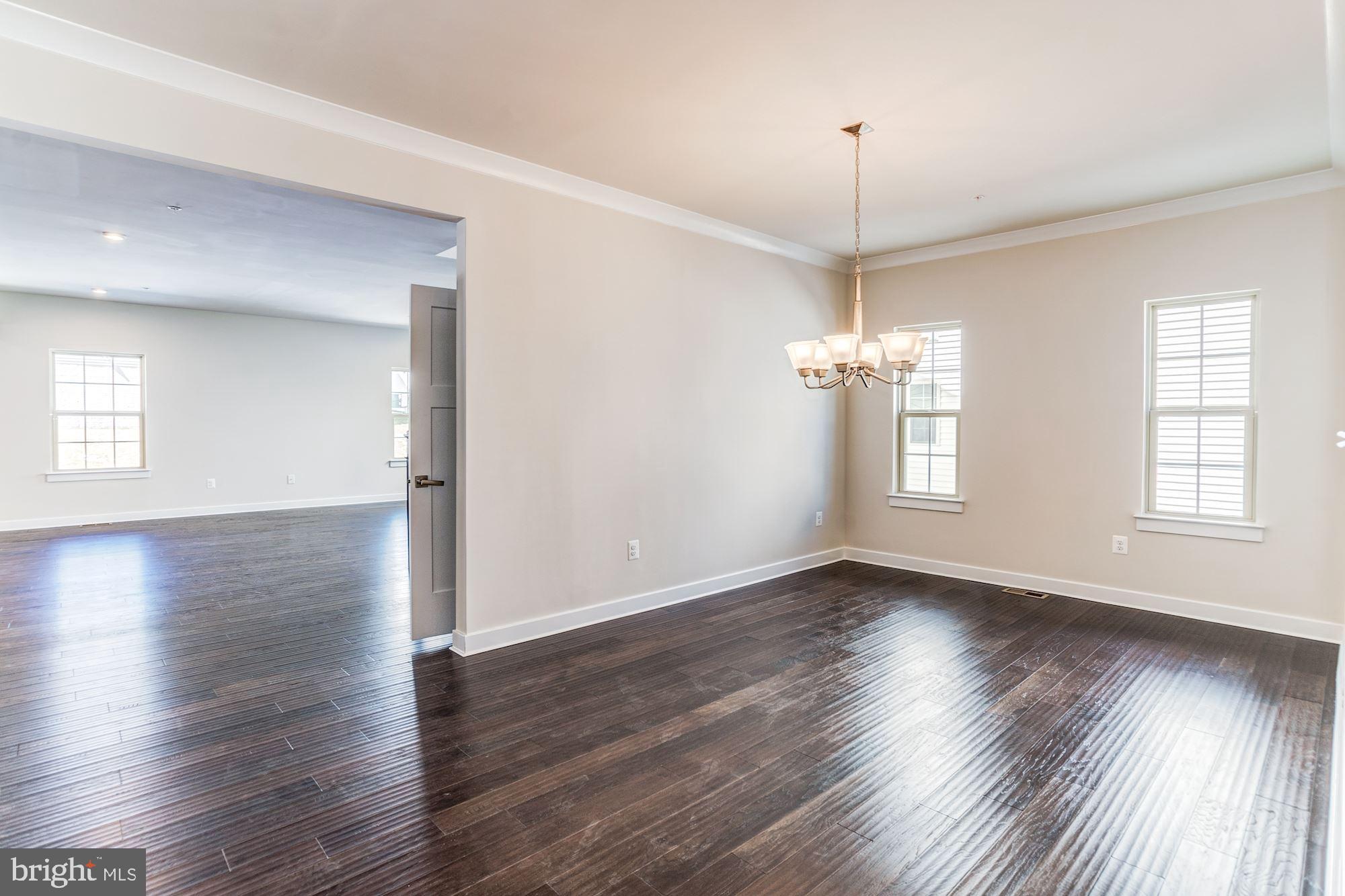 BRENTWOOD - Residential