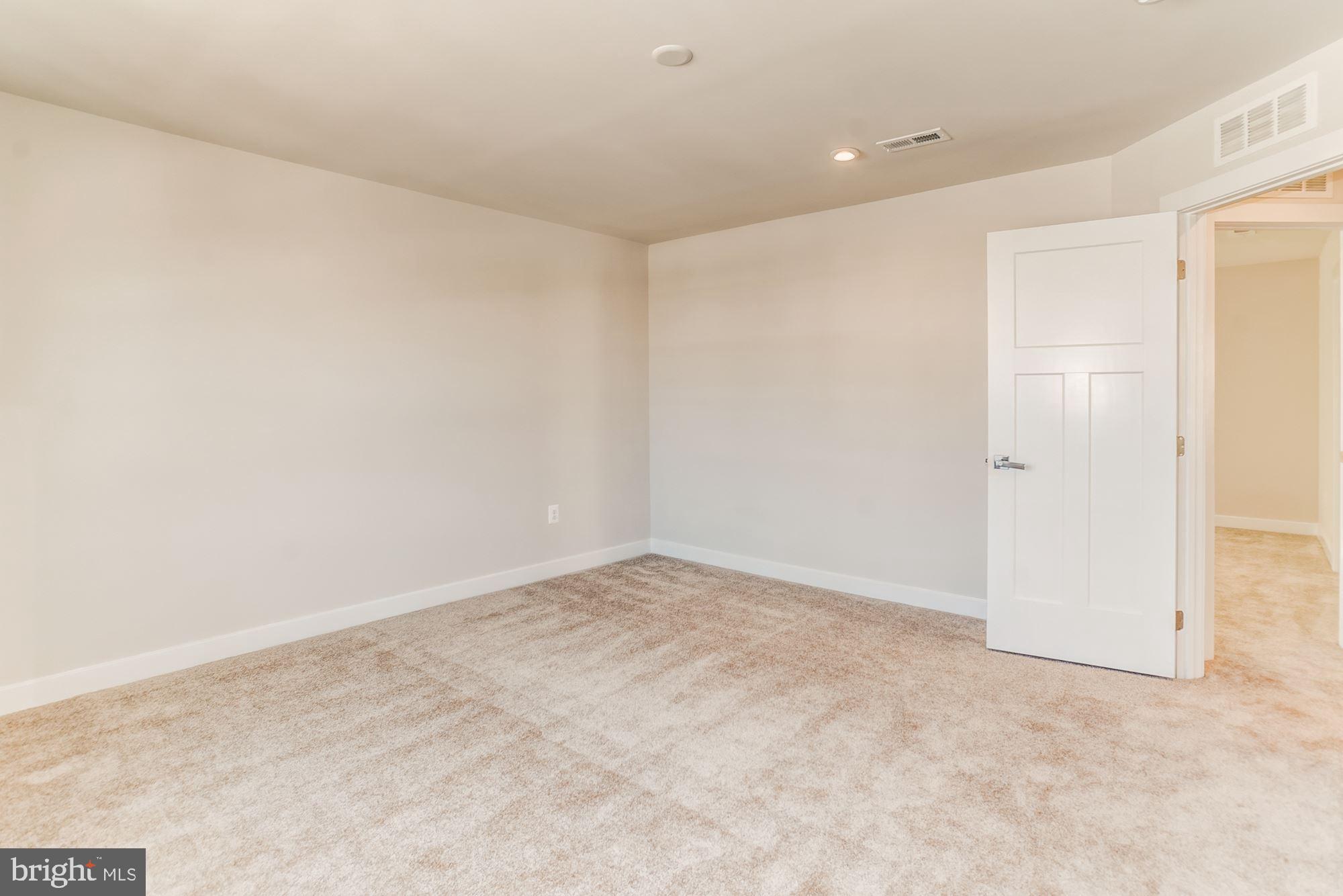 BRENTWOOD - Residential