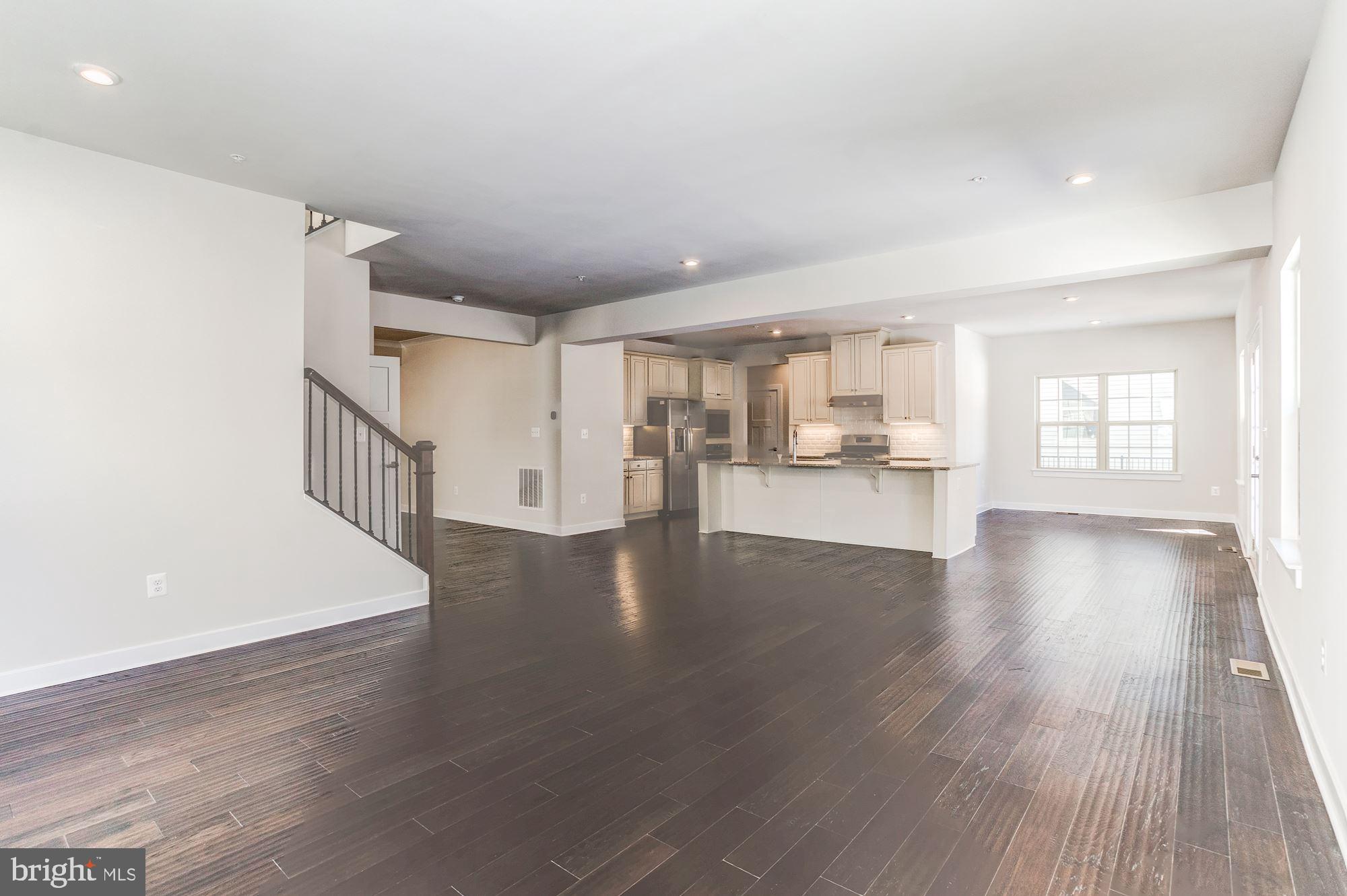 BRENTWOOD - Residential