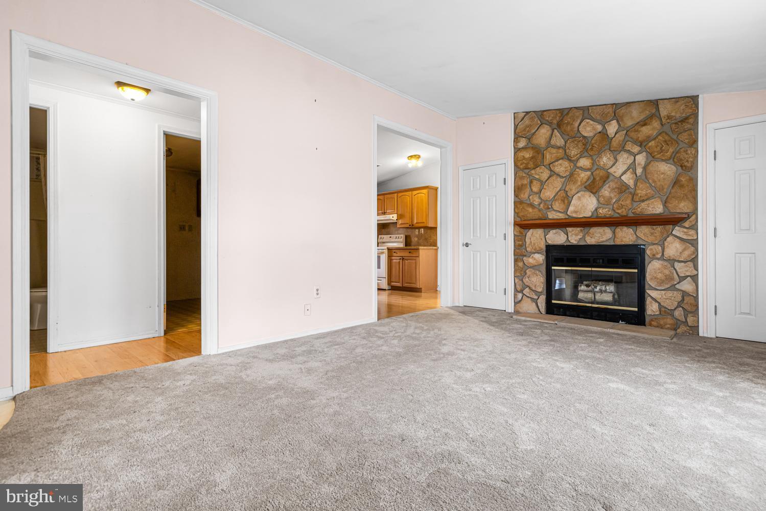 BUCKINGHAM SPRINGS - Residential