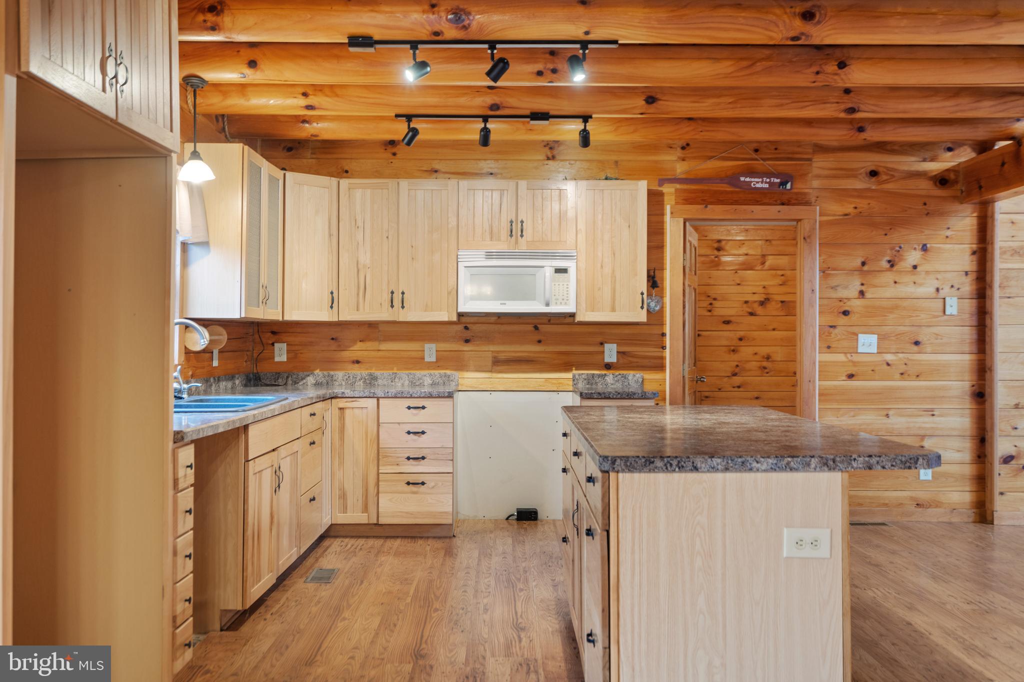 COOPER RIDGE ESTATES - Residential