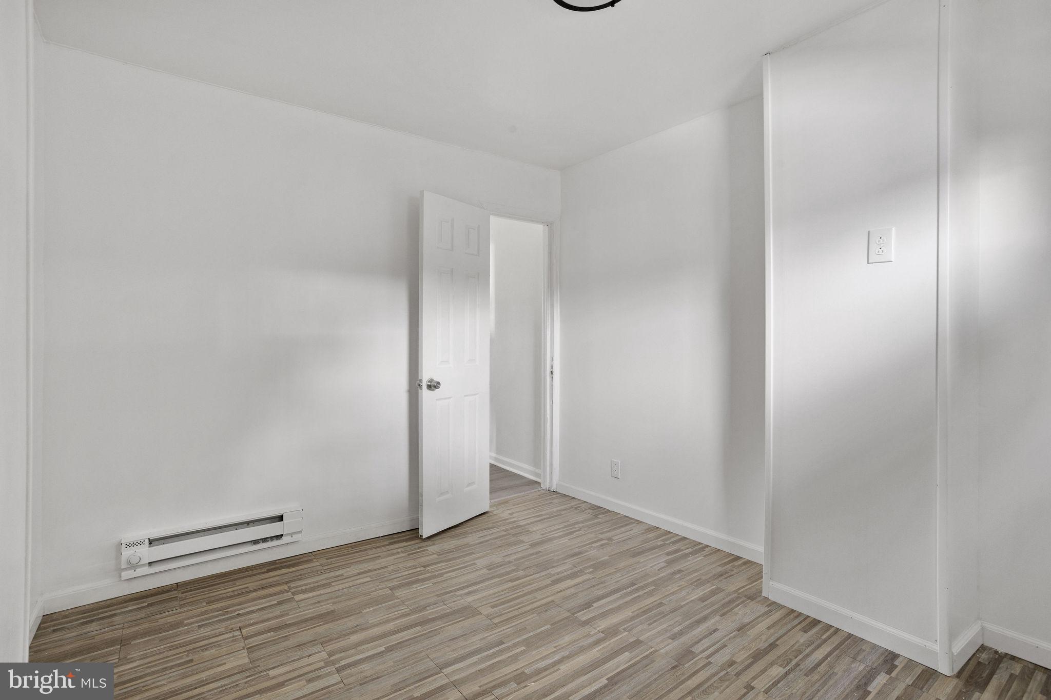 KENSINGTON - Residential