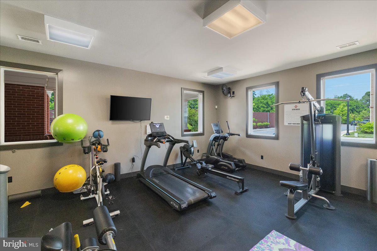 BRICK YARD STATION - Residential