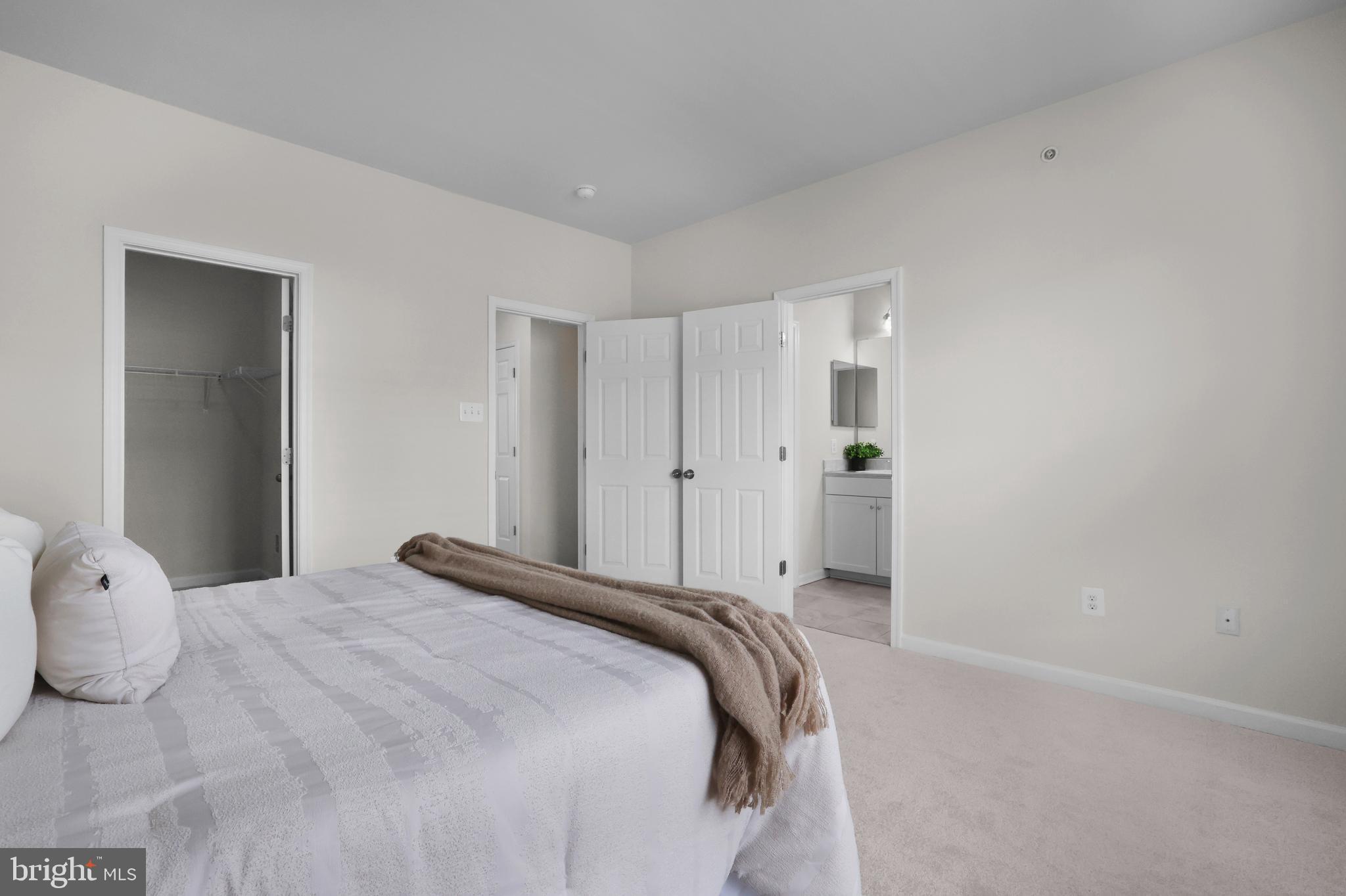 BRICK YARD STATION - Residential