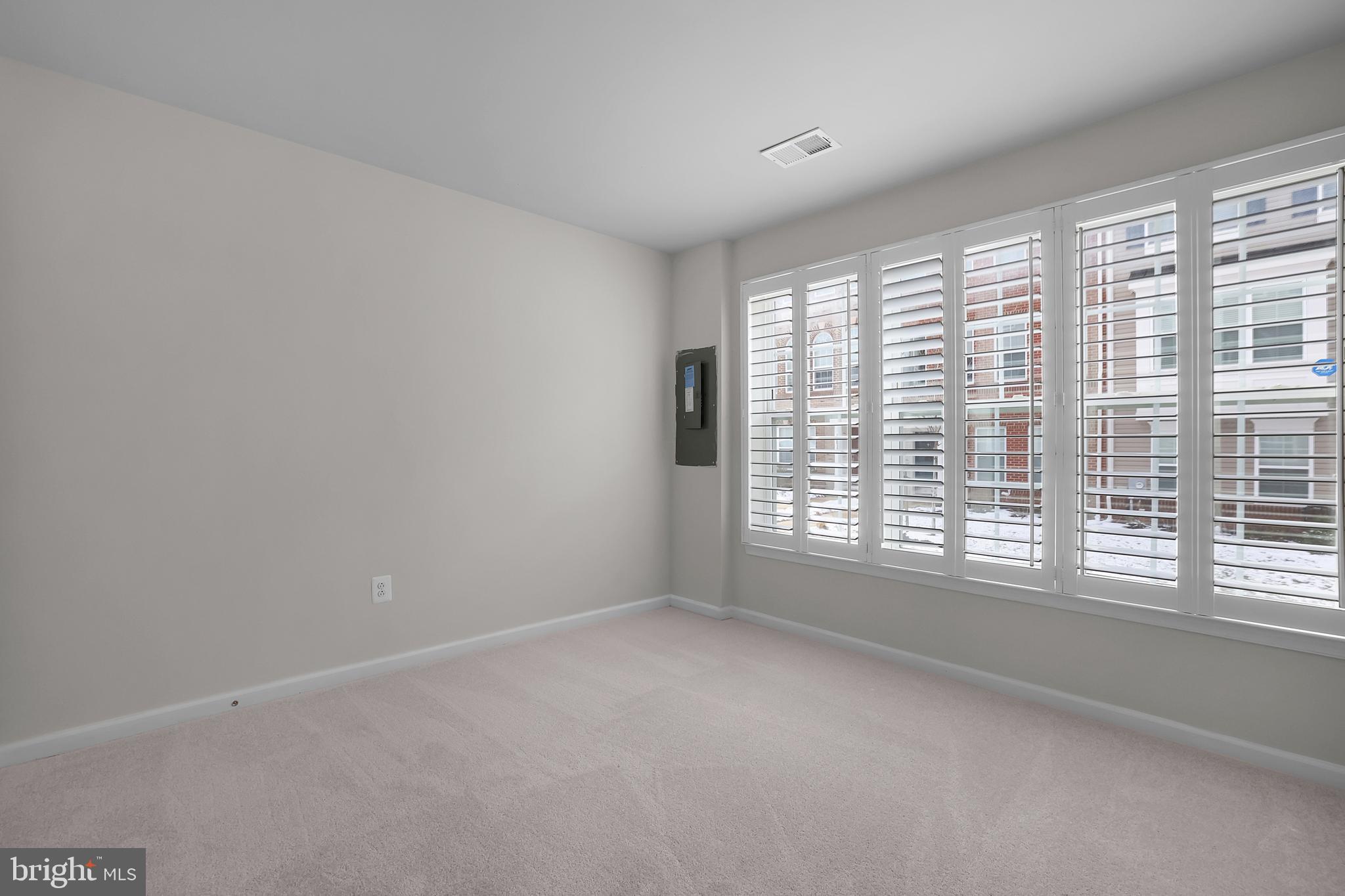 BRICK YARD STATION - Residential