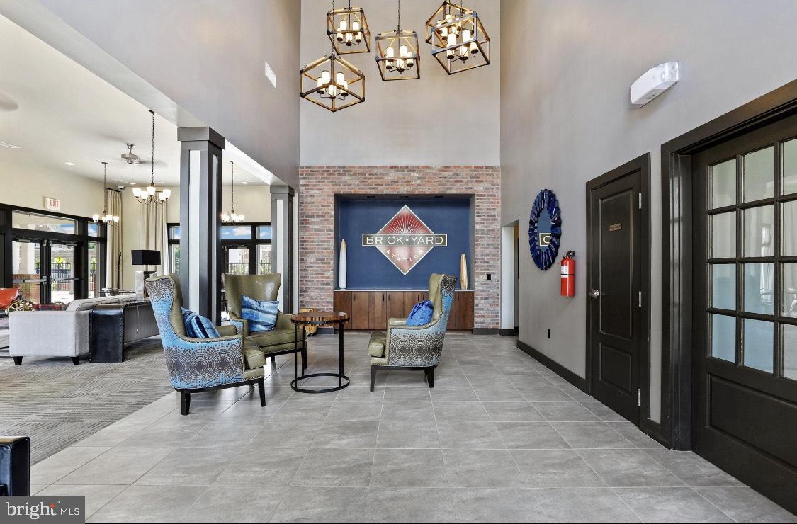 BRICK YARD STATION - Residential