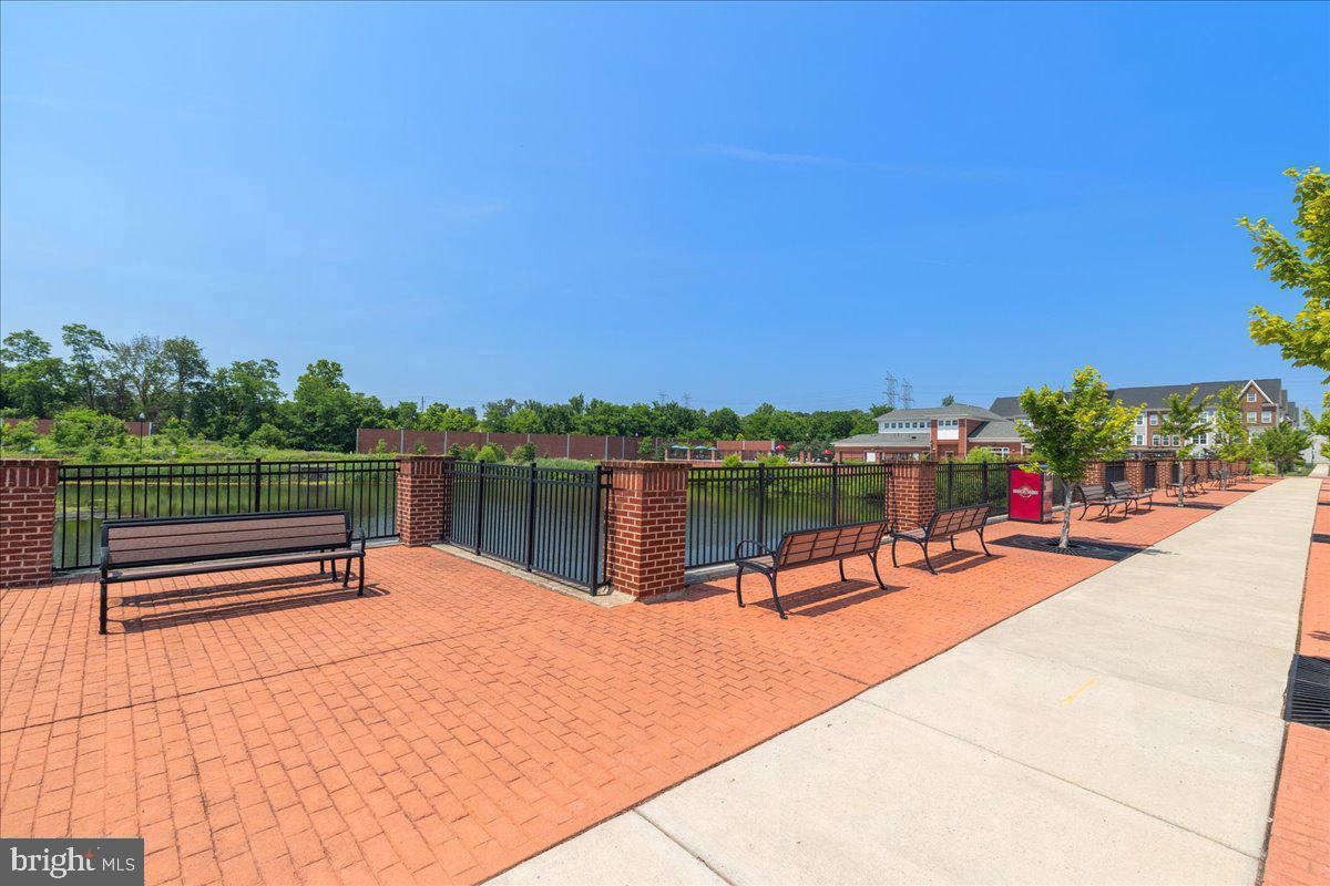 BRICK YARD STATION - Residential