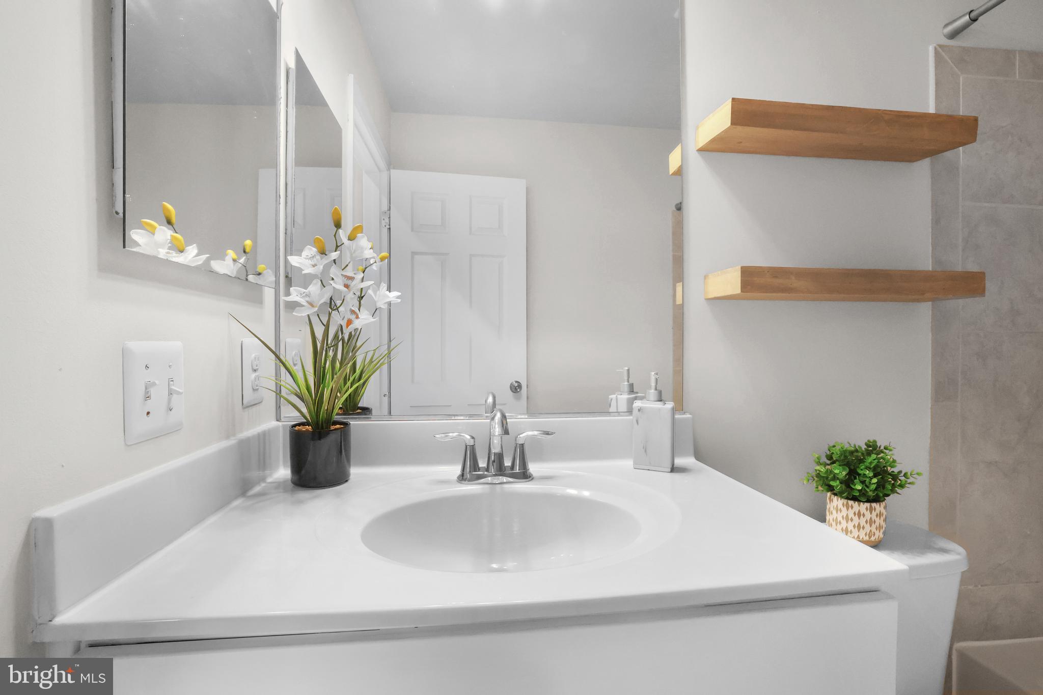 BRICK YARD STATION - Residential