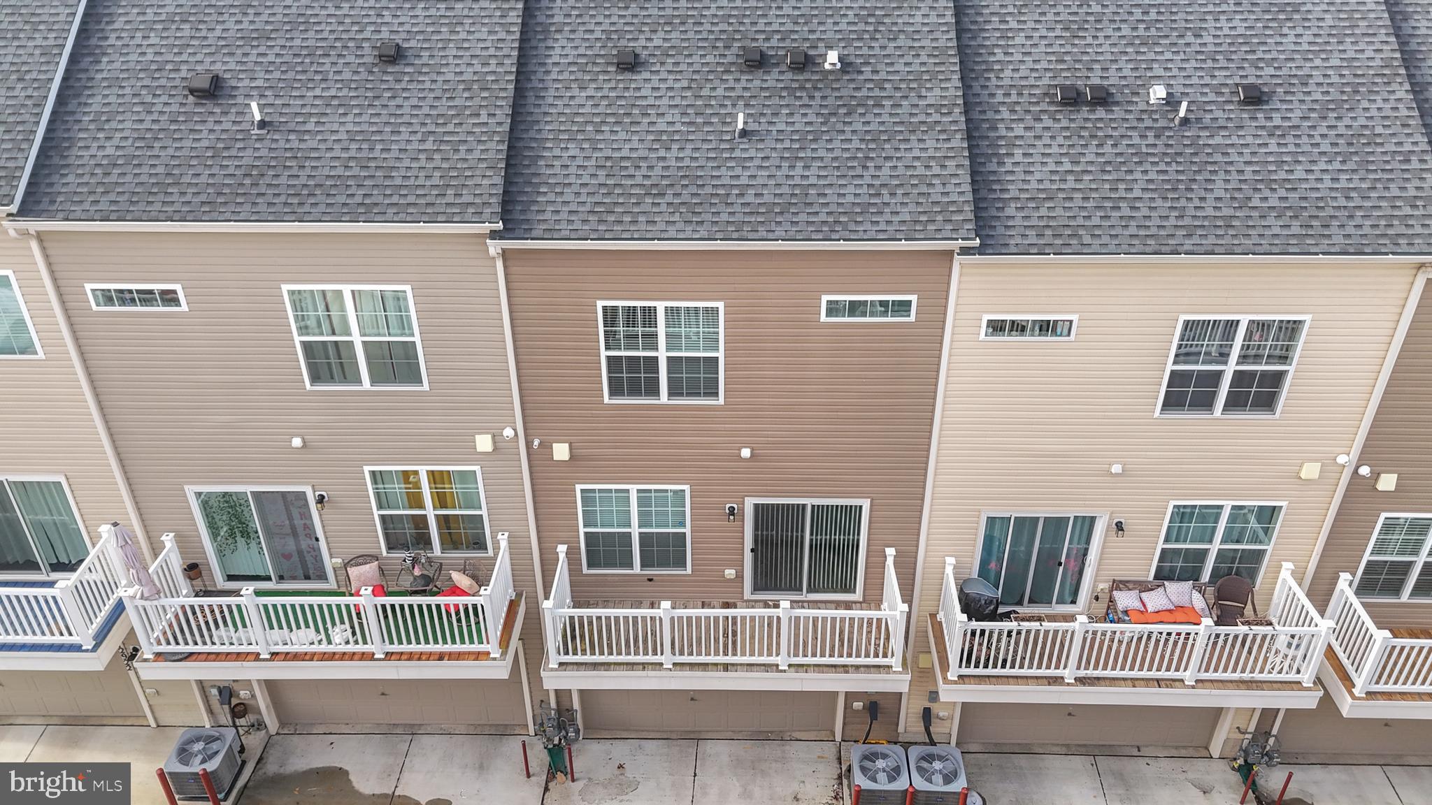 BRICK YARD STATION - Residential