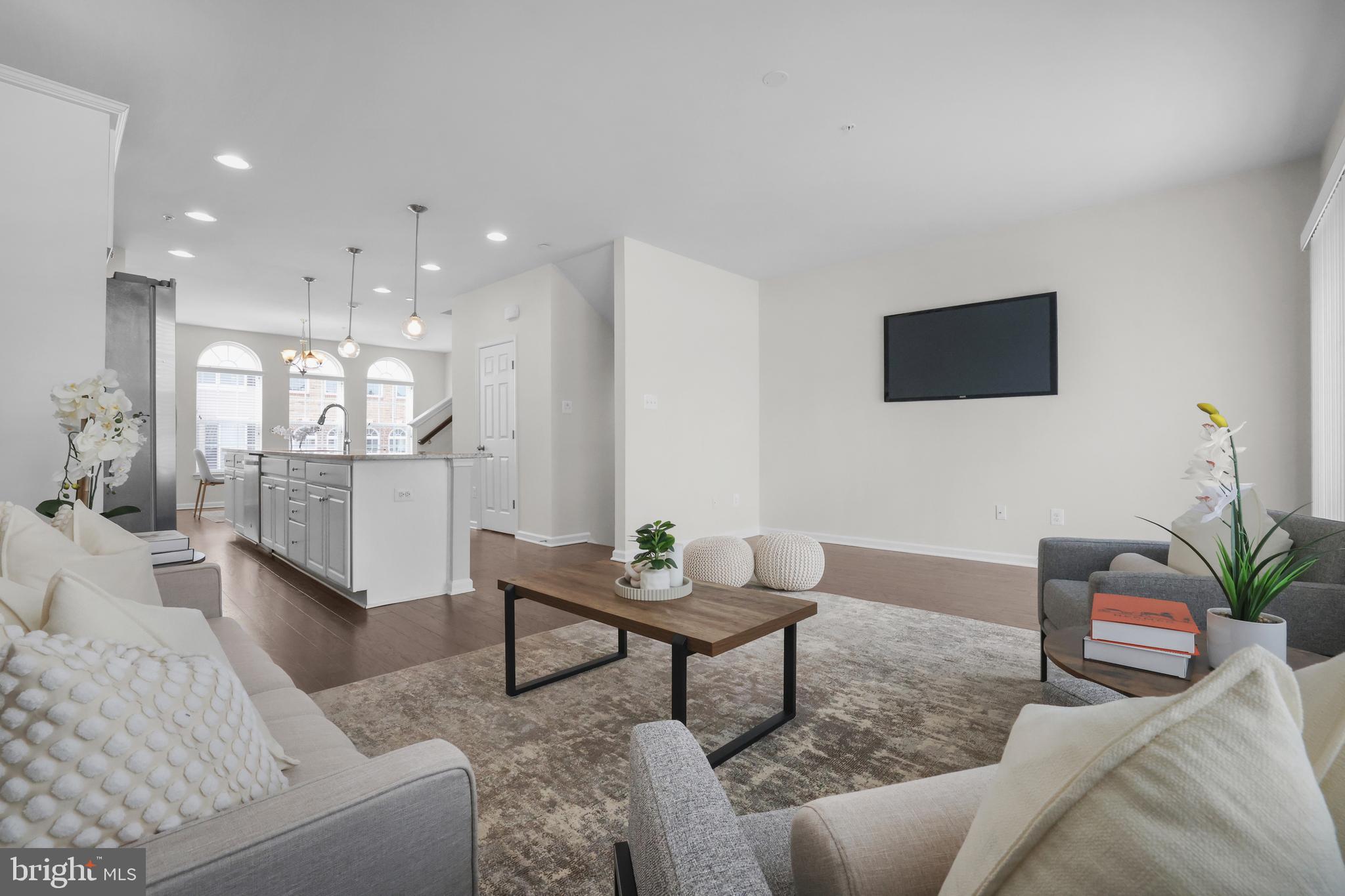 BRICK YARD STATION - Residential