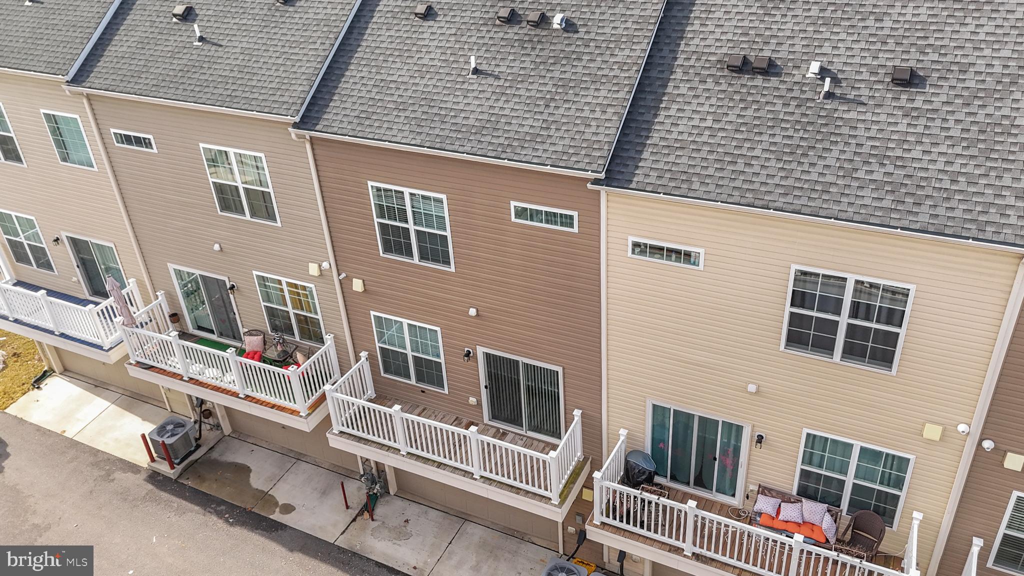 BRICK YARD STATION - Residential