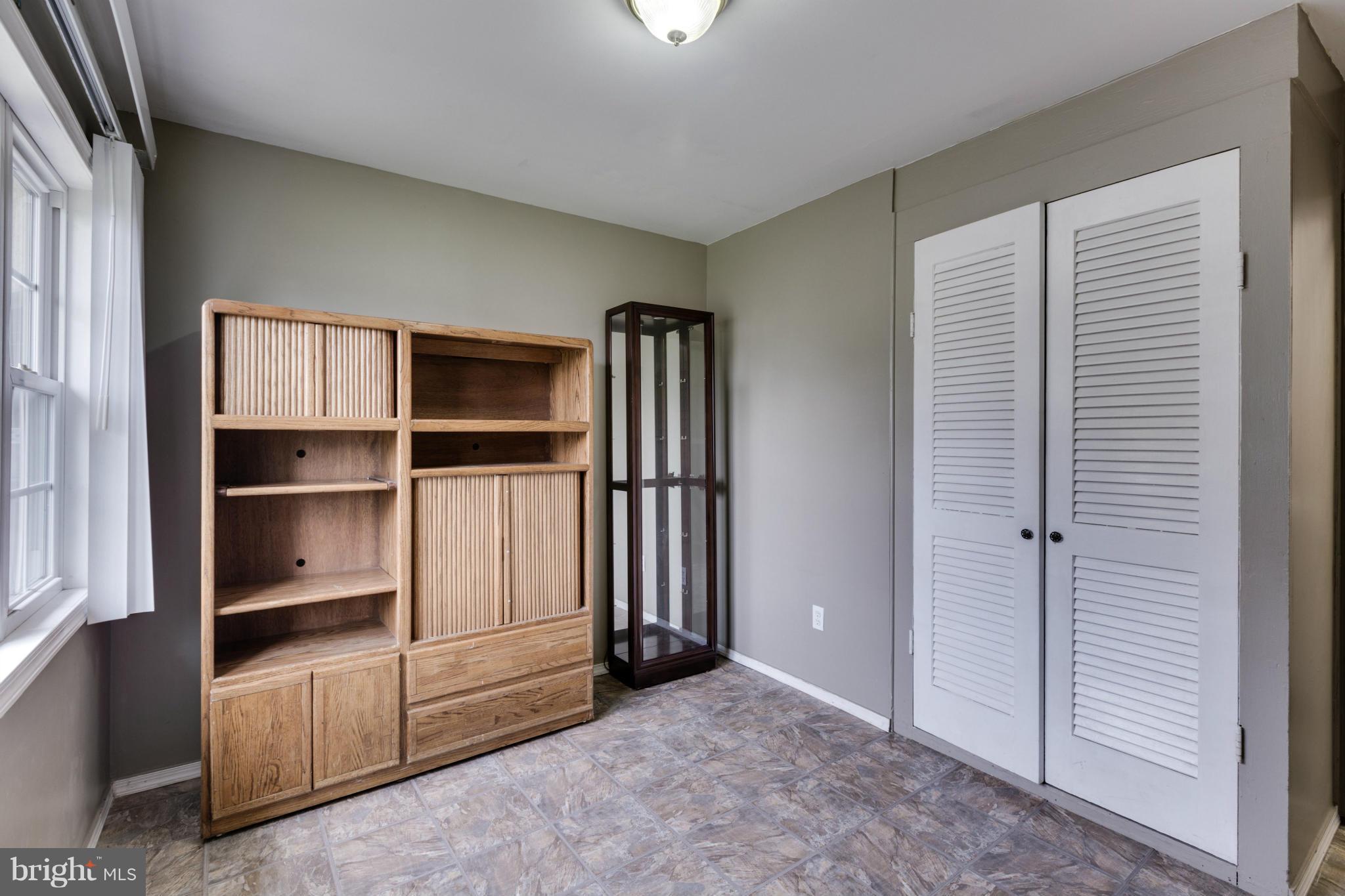 SPRINGFIELD ESTATES - Residential